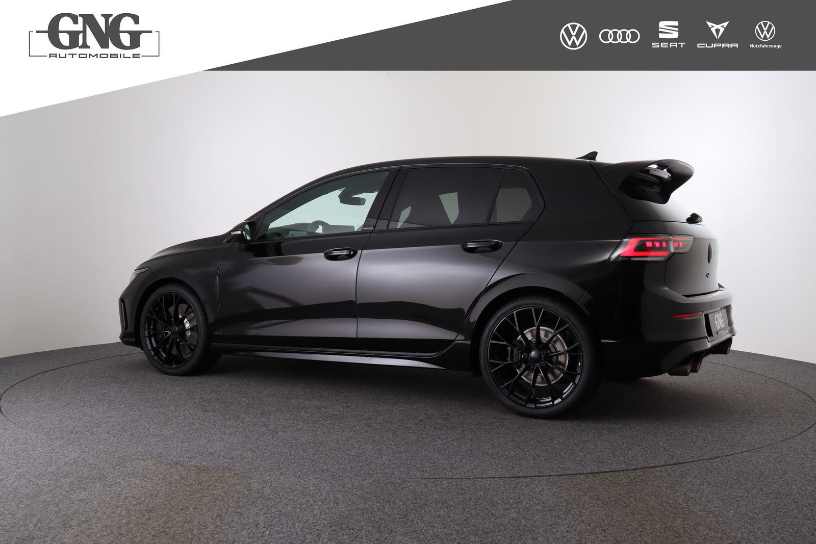 VW Golf R Black Edition, Petrol, New car, Automatic - 5