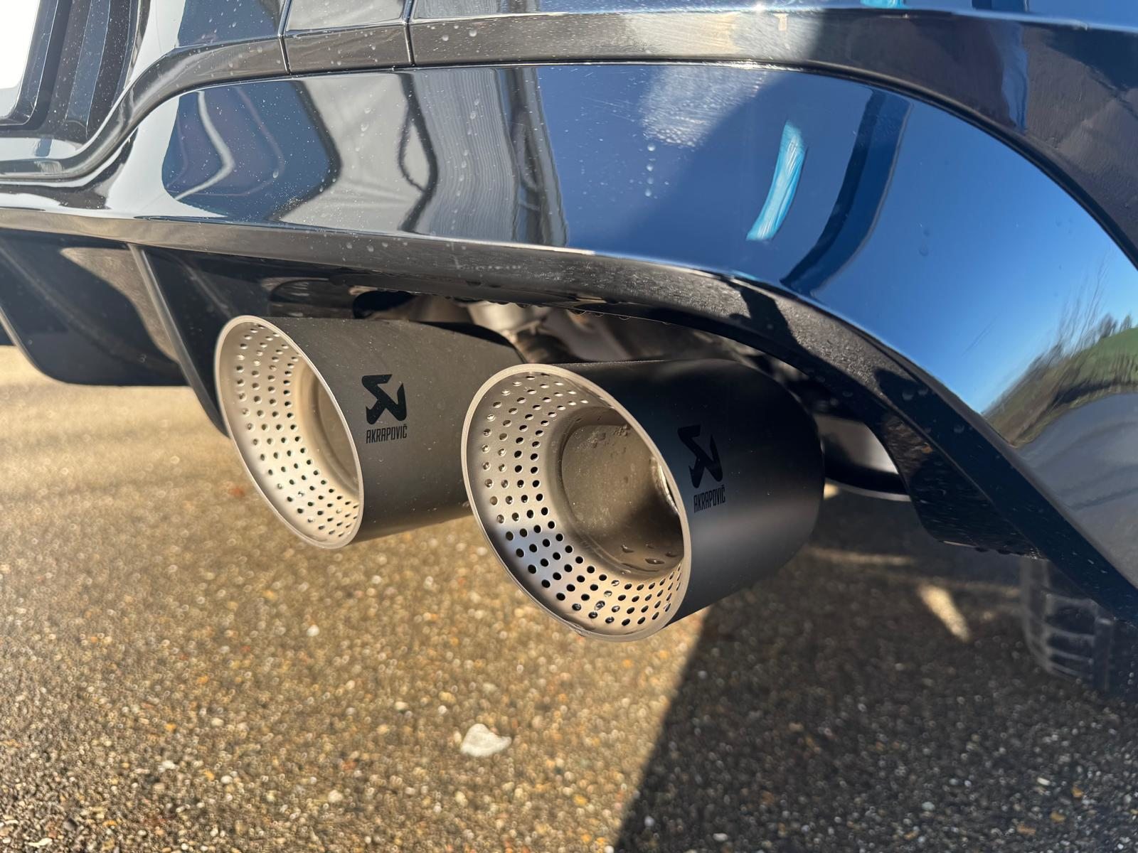 VW Golf R Black Edition, Petrol, New car, Automatic - 5