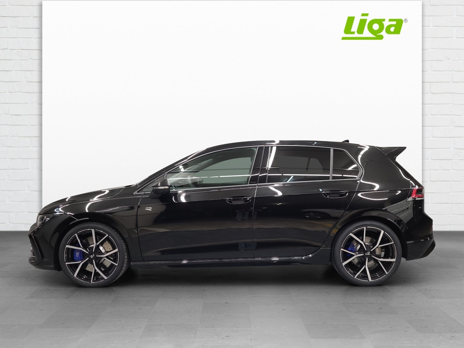VW Golf VIII 2.0 TSI R DSG 4motion