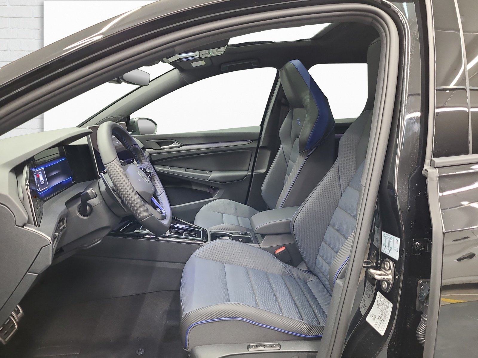 VW Golf VIII 2.0 TSI R DSG 4motion, Benzin, Neuwagen, Automatik - 7