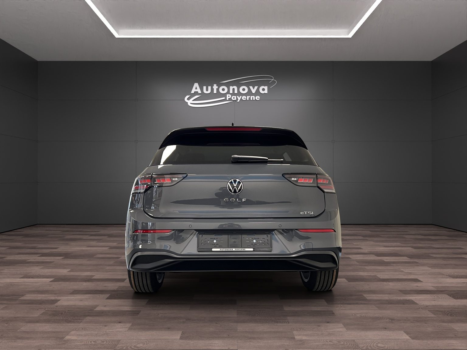 VW Golf UNITED, Petrol, New car, Automatic - 5