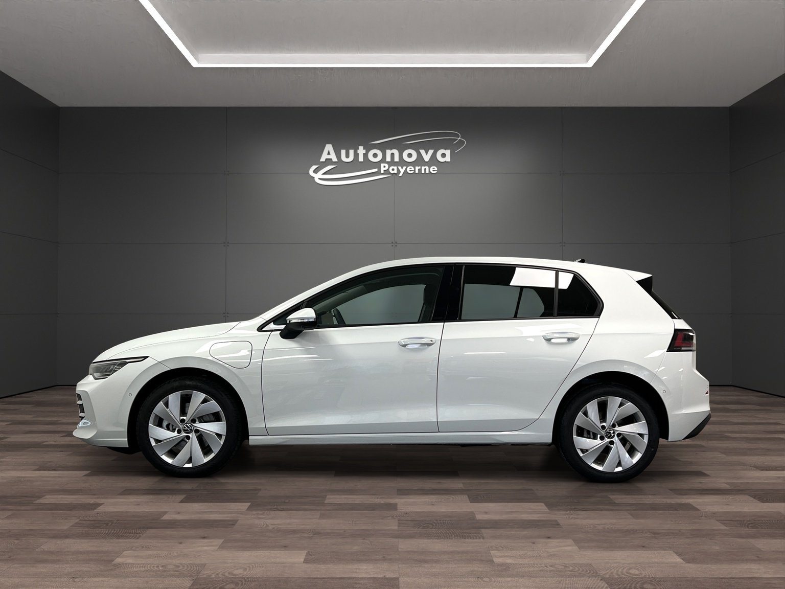 VW Golf 1.5 TSI PHEV Life, Hybride Rechargeable Essence/Électricité, Voiture nouvelle, Automatique - 3