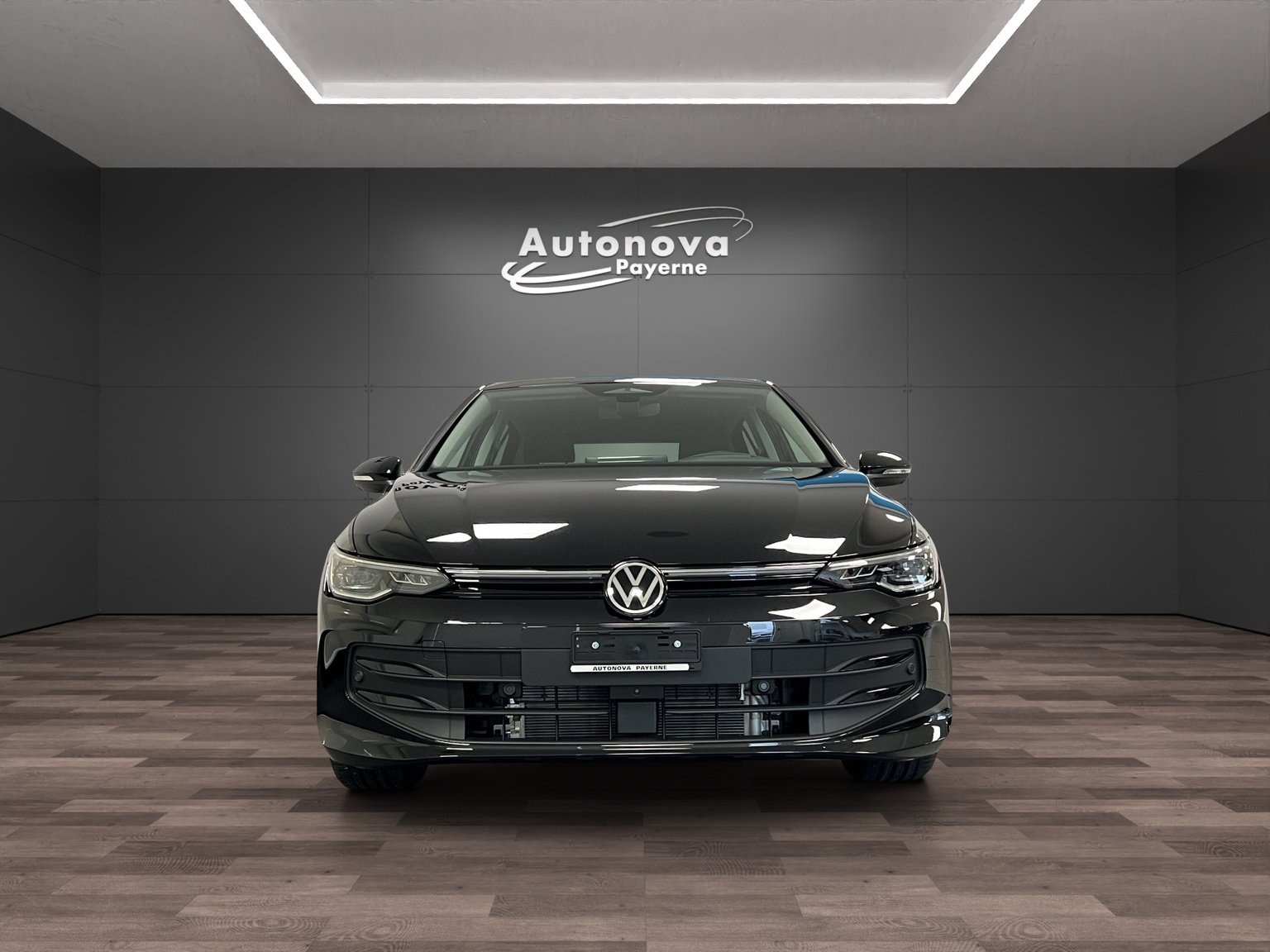 VW Golf 1.5 TSI PHEV Life, Plug-in-Hybrid Benzina/Elettrica, Auto nuove, Automatico - 2
