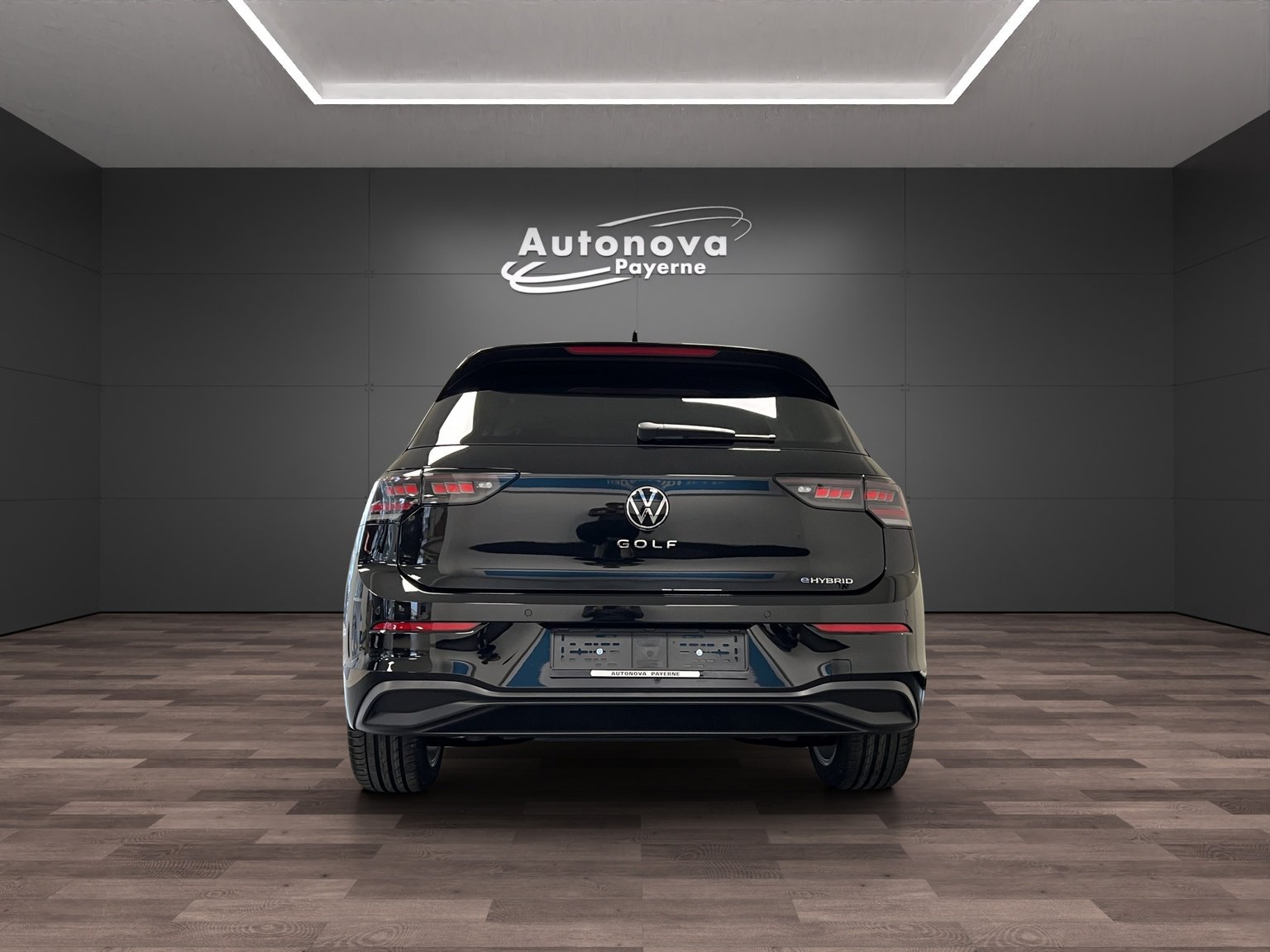 VW Golf 1.5 TSI PHEV Life, Plug-in-Hybrid Benzina/Elettrica, Auto nuove, Automatico - 5