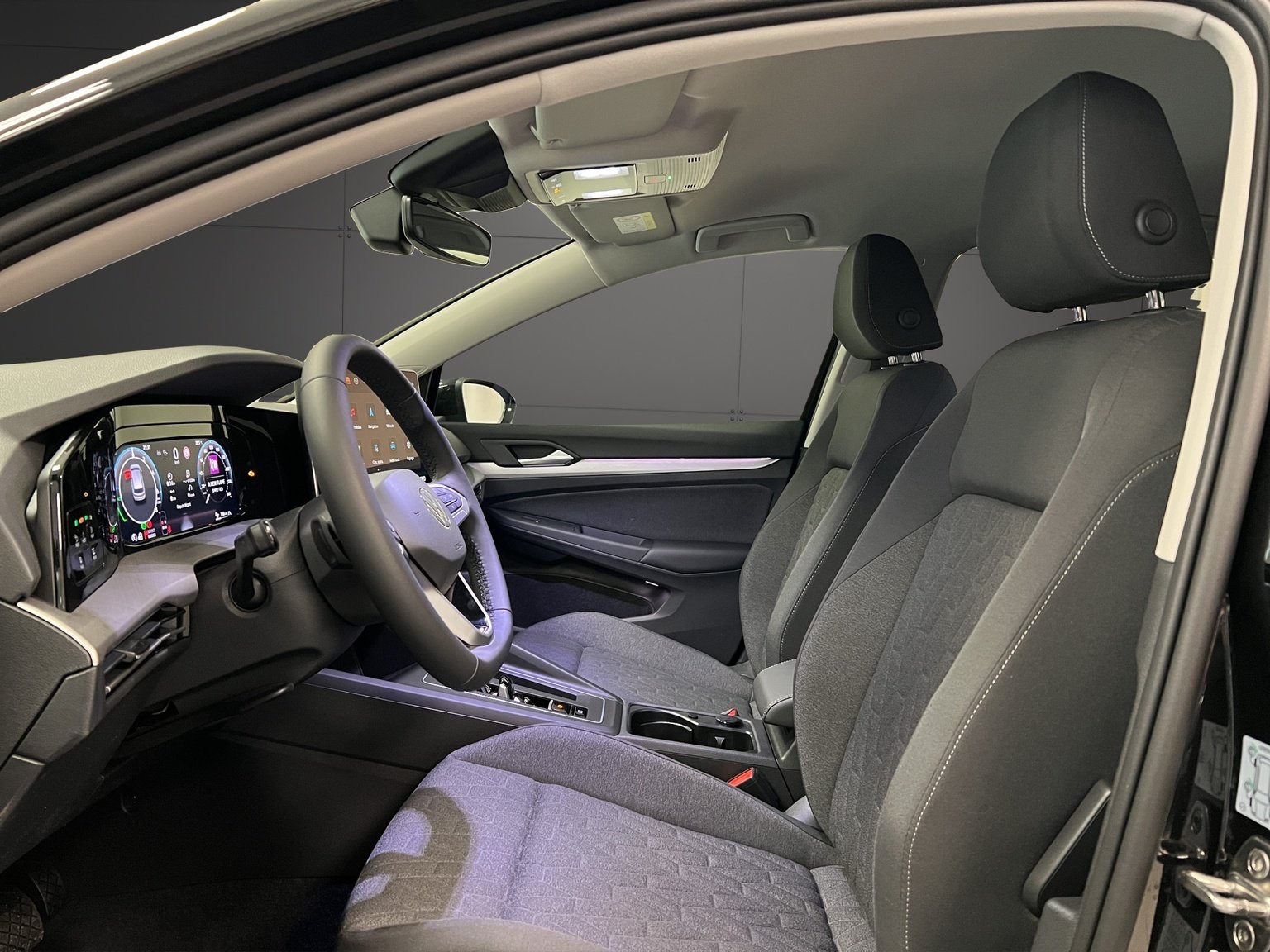VW Golf 1.5 TSI PHEV Life, Plug-in-Hybrid Benzina/Elettrica, Auto nuove, Automatico - 6