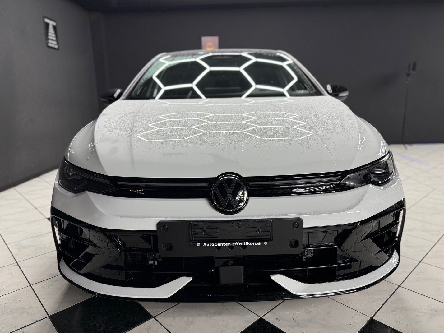 VW Golf 2.0TSI R 4M, Benzin, Neuwagen, Automatik - 3