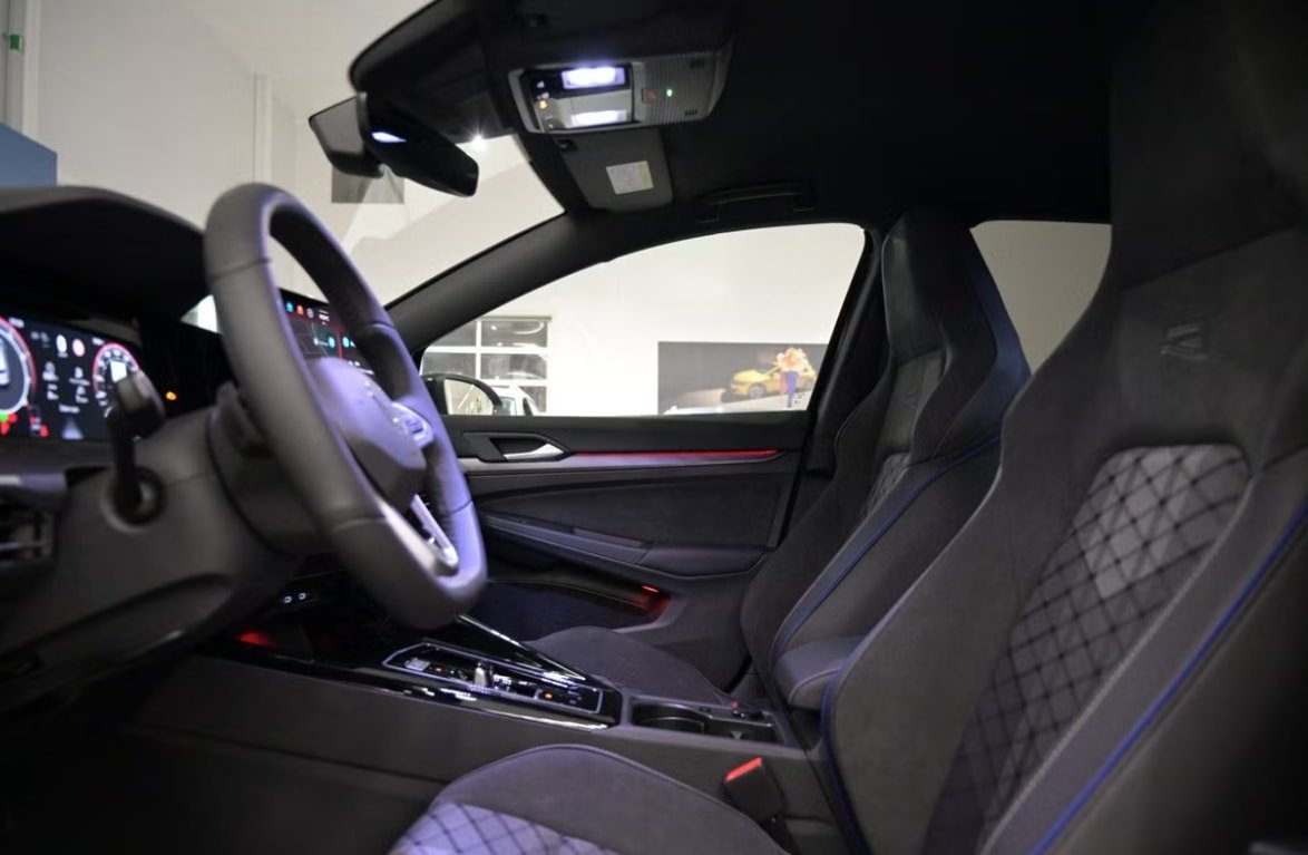 VW Golf 2.0 TSI R-Line DSG 4 Motion, Benzin, Neuwagen, Automatik - 7