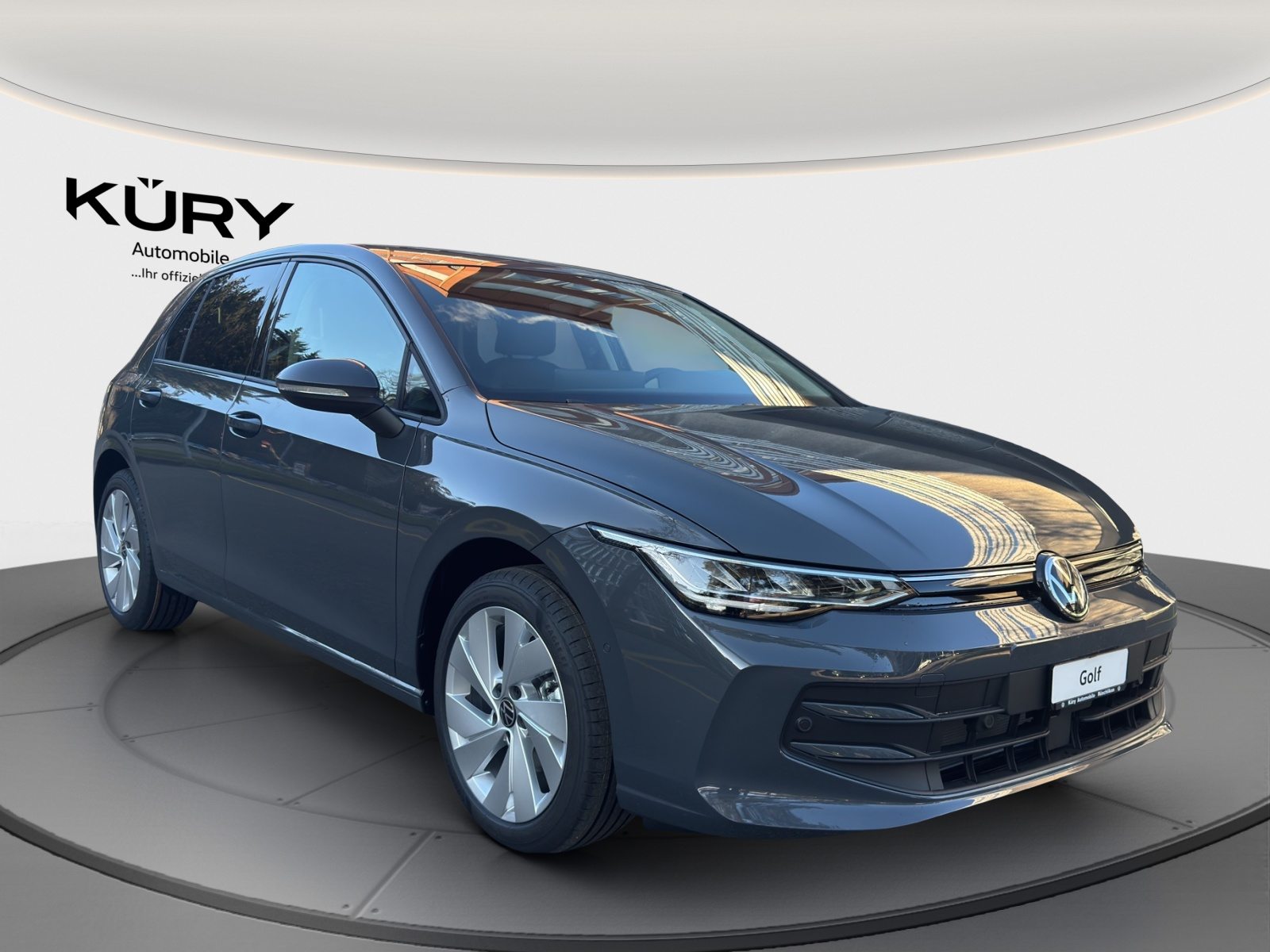 VW Golf UNITED, Petrol, New car, Automatic - 3