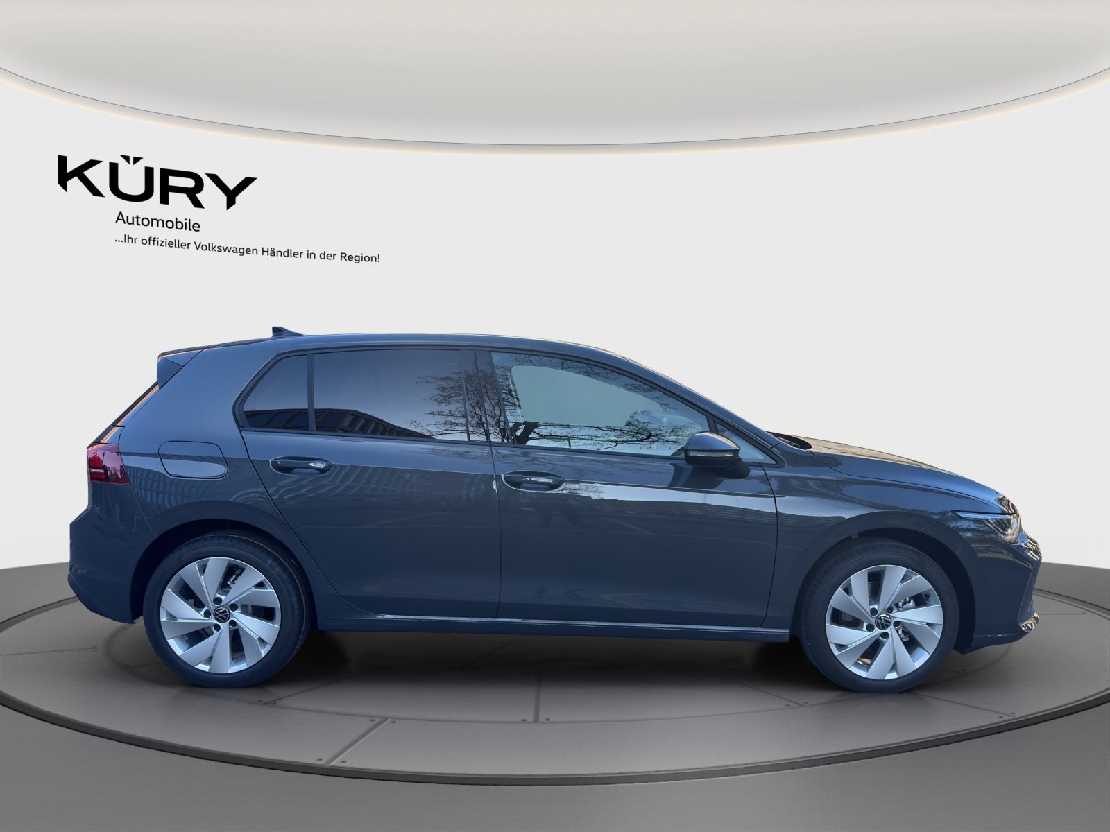 VW Golf UNITED, Petrol, New car, Automatic - 4