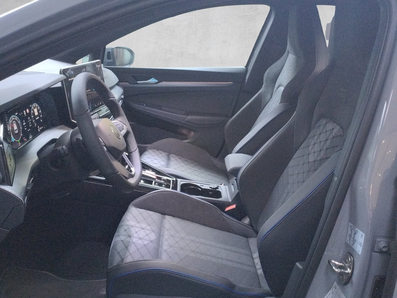 VW Golf 2.0 TSI R-Line DSG 4 Motion, Essence, Voiture nouvelle, Automatique - 6