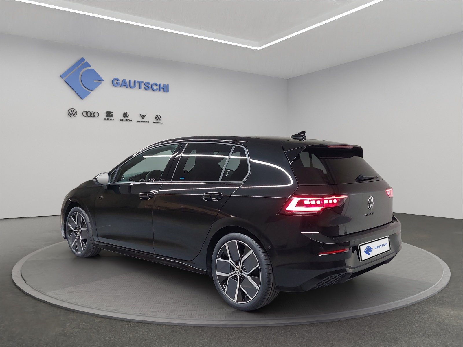 VW Golf 1.5 e TSI mHEV R-Line DSG, Mild-Hybrid Benzin/Elektro, Neuwagen, Automatik - 3