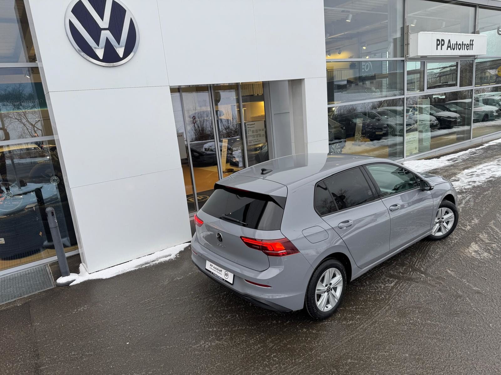 VW Golf Basis, Essence, Voiture nouvelle, Manuelle - 4