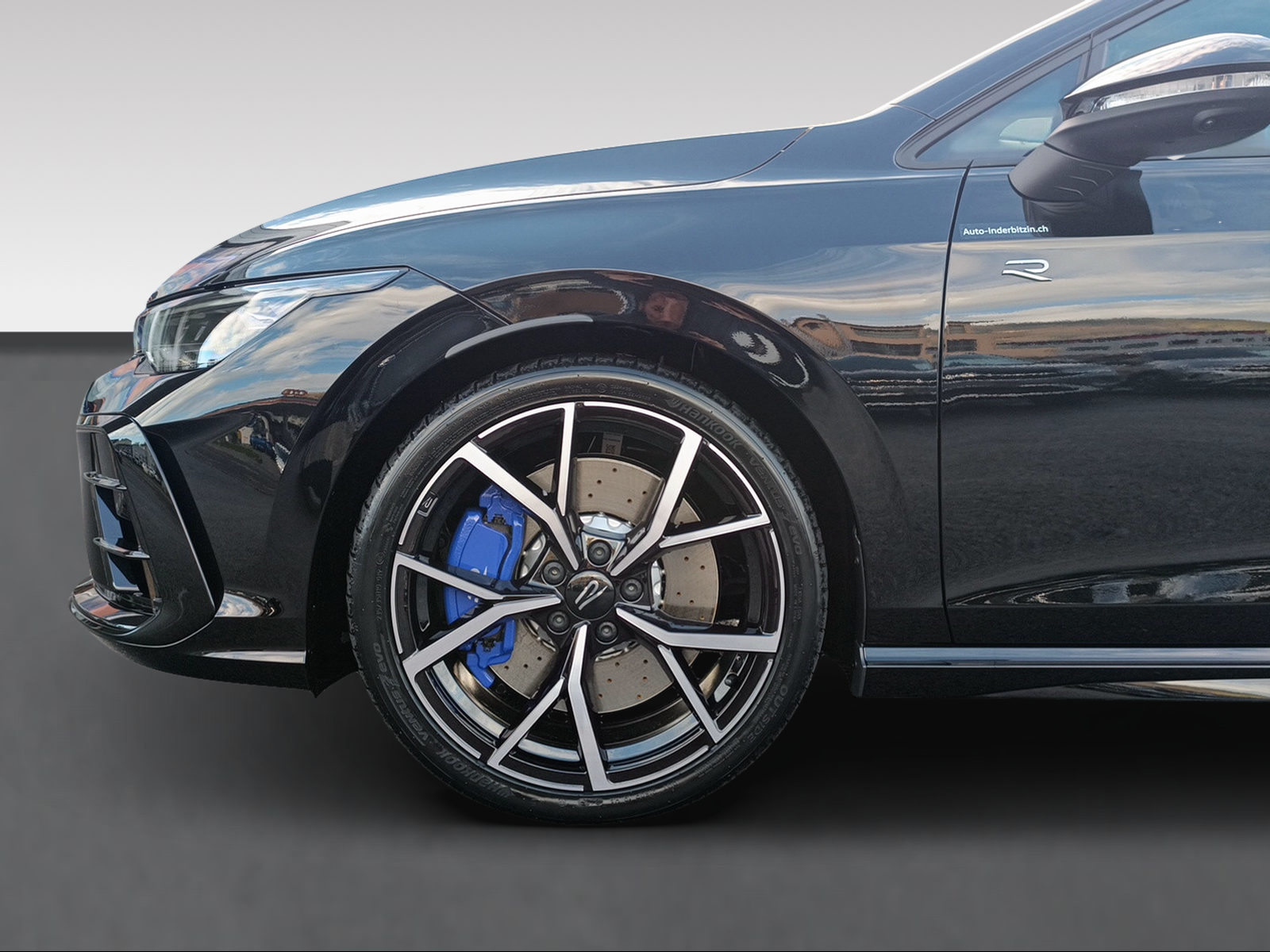 VW Golf R, Petrol, New car, Automatic - 4