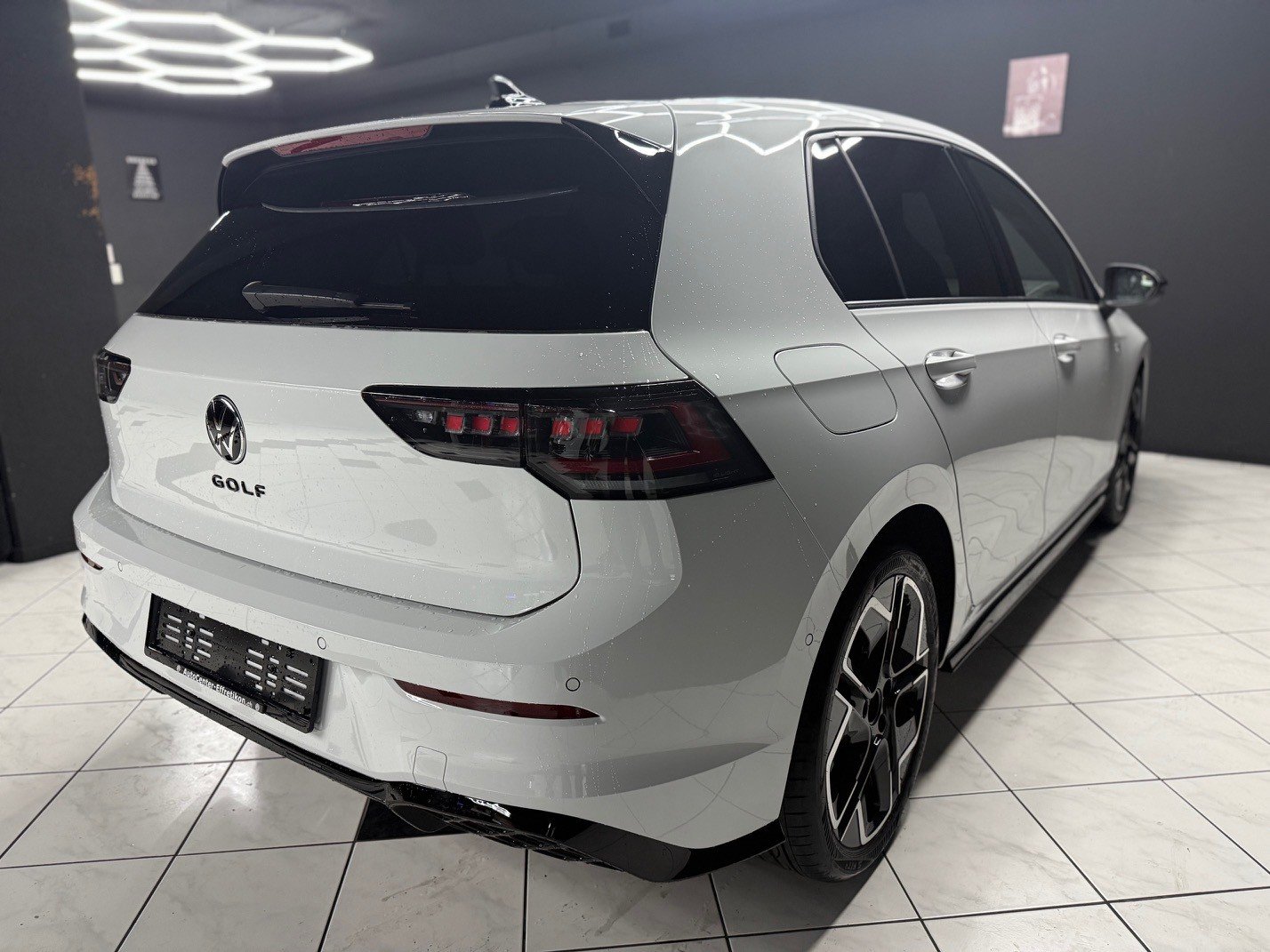 VW Golf 1.5 e TSI R-Line DSG, Mild-Hybrid Benzin/Elektro, Neuwagen, Automatik - 6