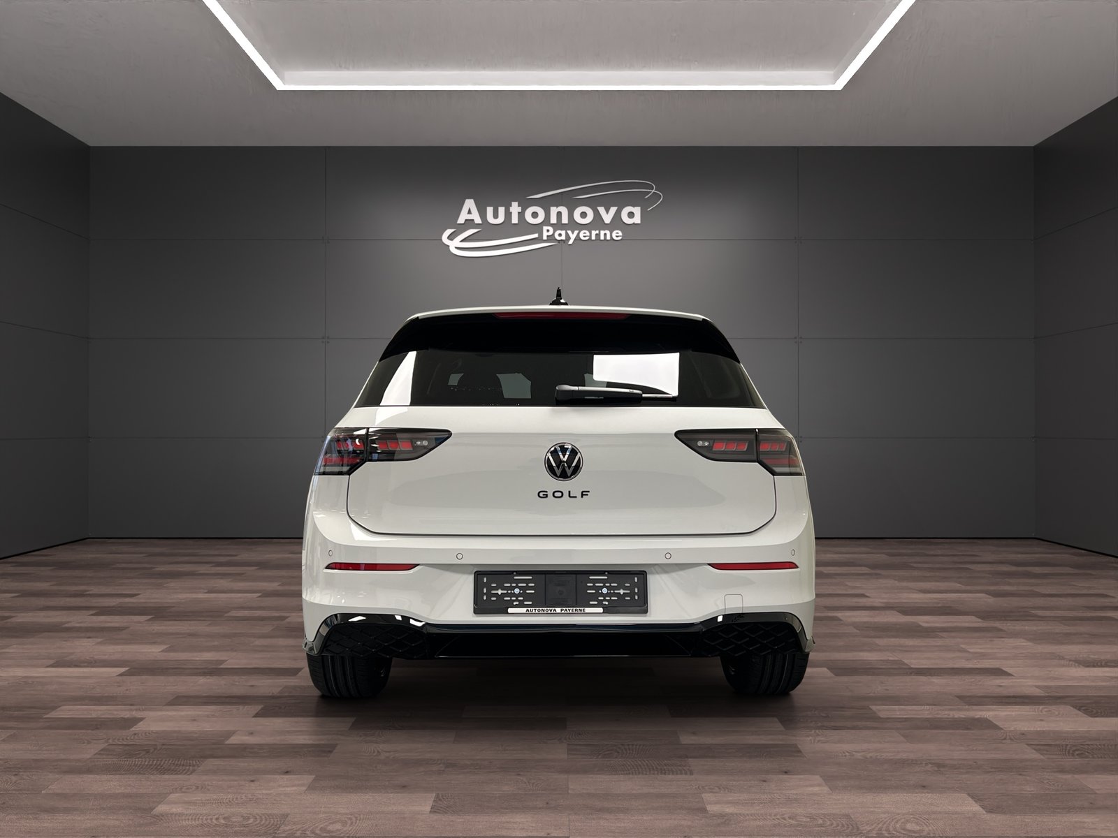 VW Golf 1.5 e TSI mHEV R-Line DSG, Hybride Leggero Benzina/Elettrica, Auto nuove, Automatico - 5