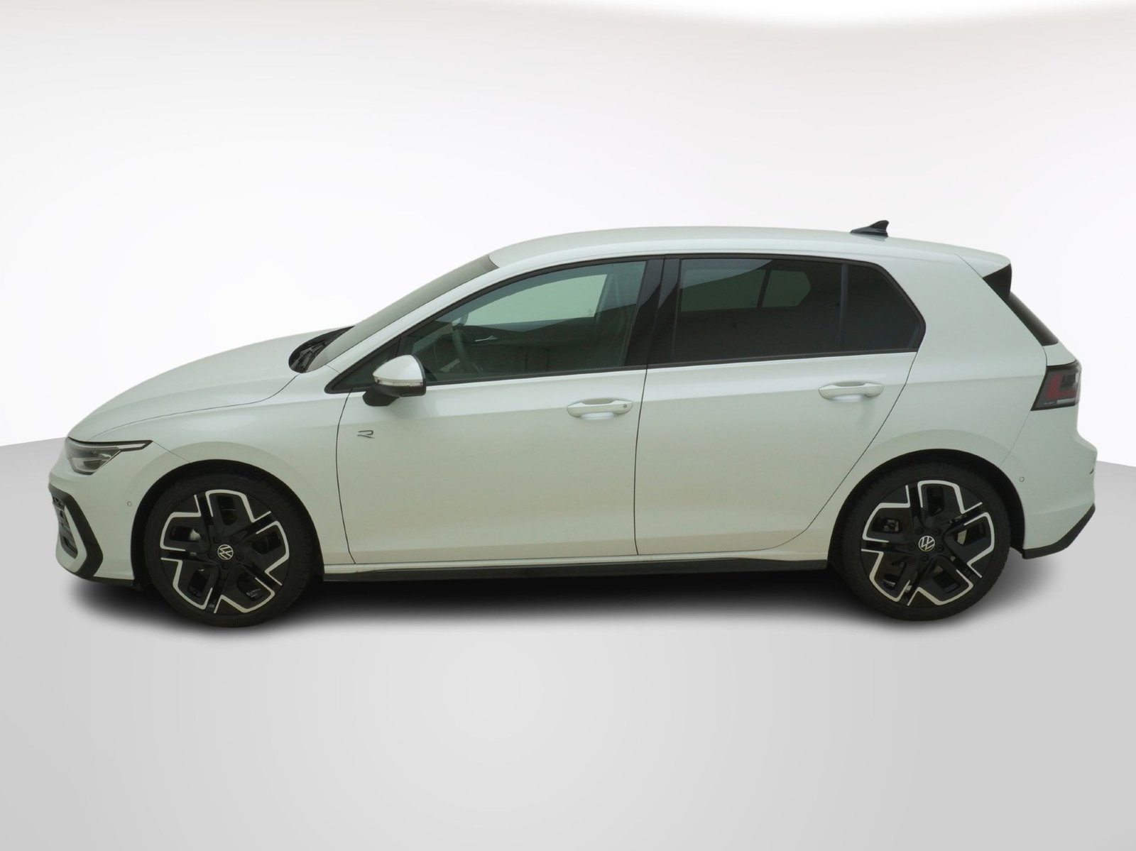 VW Golf VIII 1.5 eTSI R-Line DSG, Essence, Voiture nouvelle, Automatique - 3