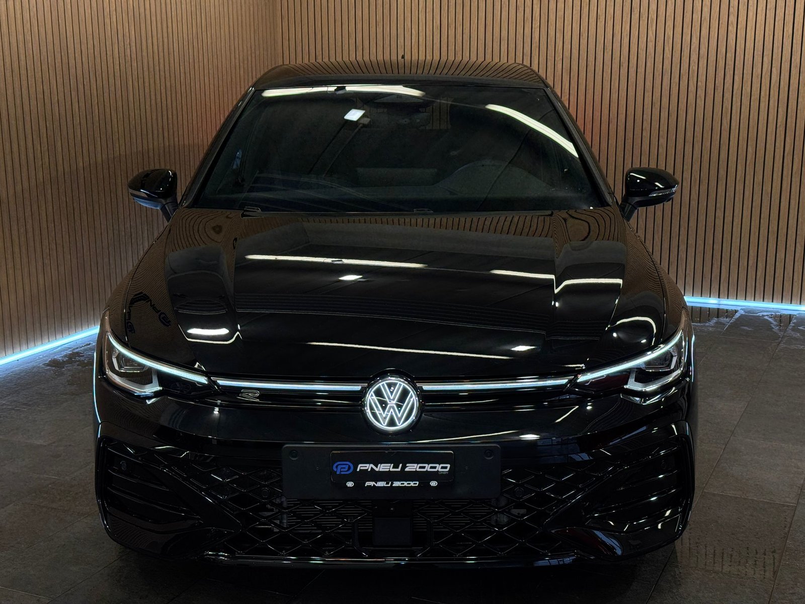 VW Golf 1.5 e TSI mHEV R-Line DSG, Mild-Hybrid Benzin/Elektro, Neuwagen, Automatik - 2