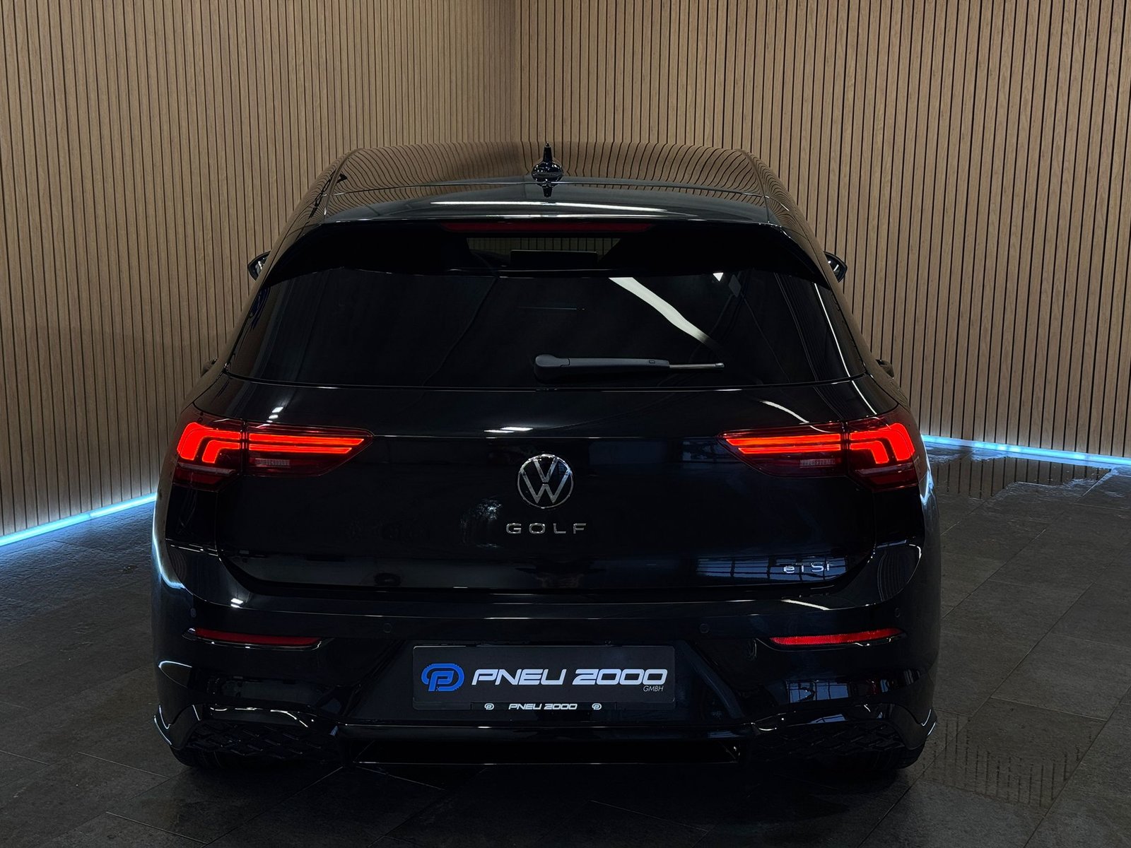 VW Golf 1.5 e TSI mHEV R-Line DSG, Mild-Hybrid Benzin/Elektro, Neuwagen, Automatik - 5