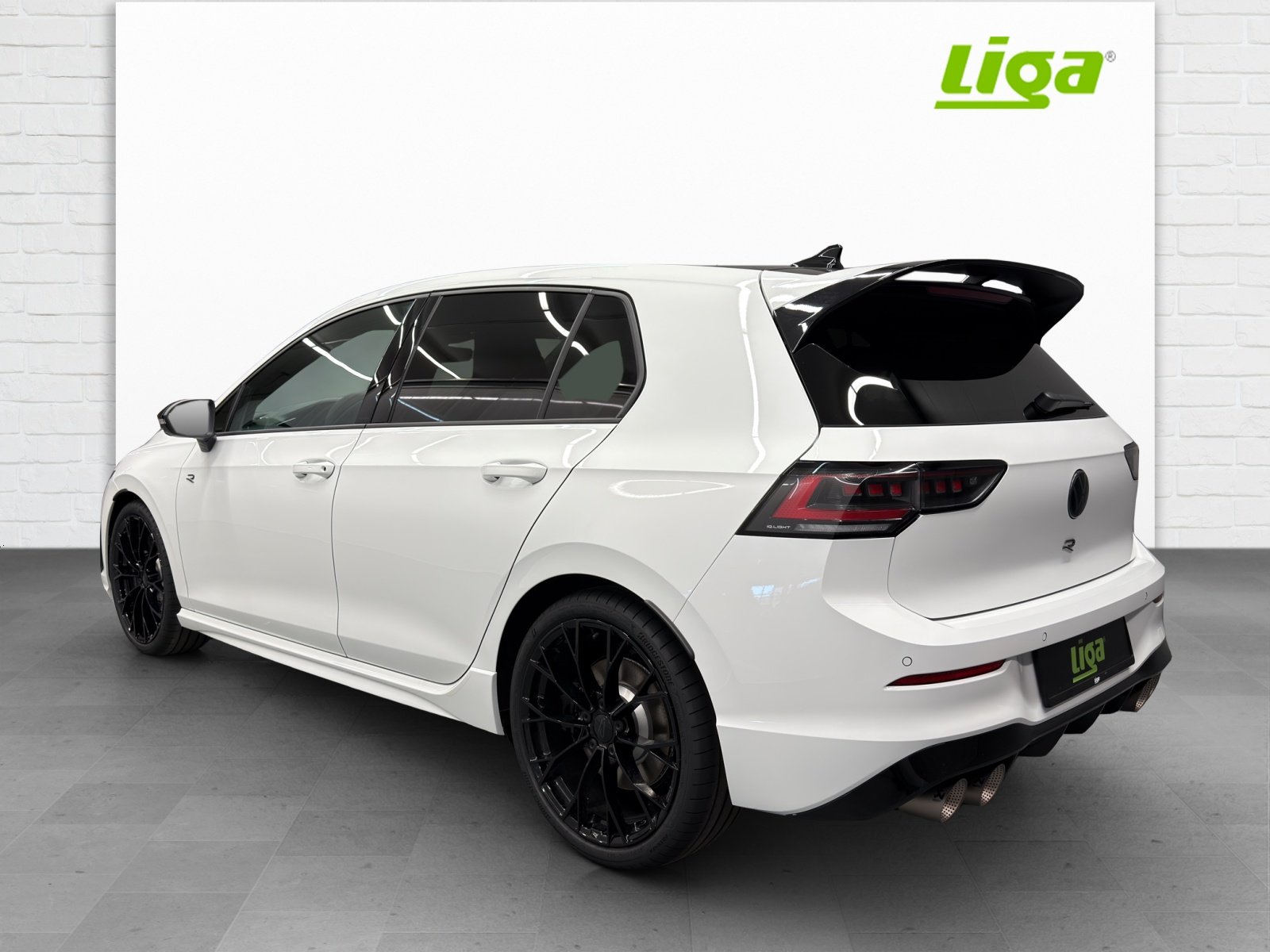 VW Golf VIII 2.0 TSI R DSG 4motion, Benzin, Neuwagen, Automatik - 4