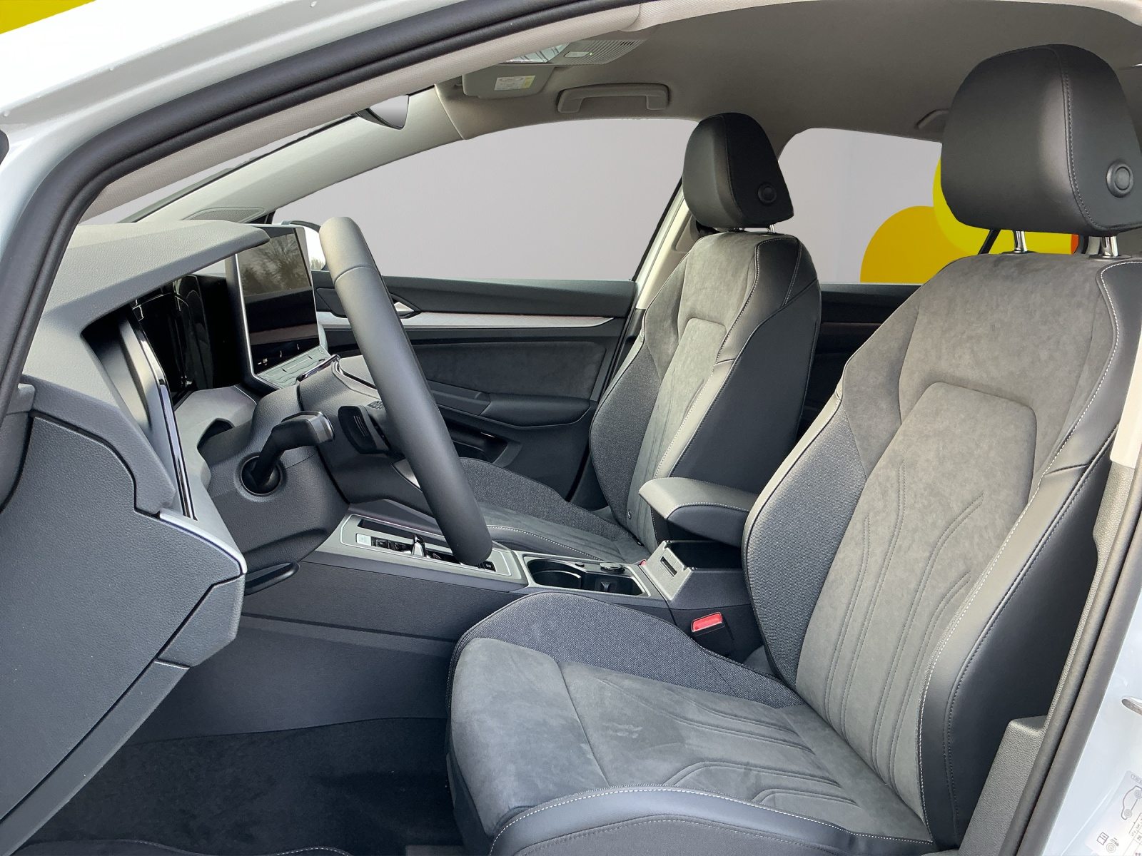 VW Golf UNITED, Benzin, Neuwagen, Automatik - 5