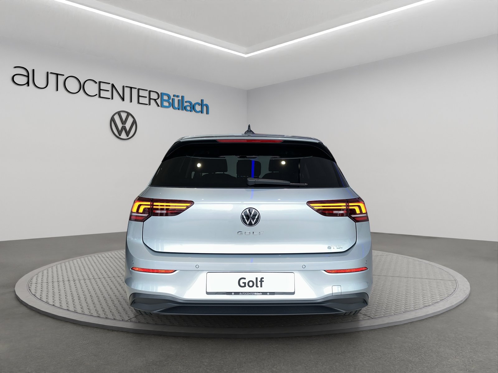 VW Golf 1.5 e TSI mHEV Basis DSG, Mild-Hybrid Petrol/Electric, New car, Automatic - 6