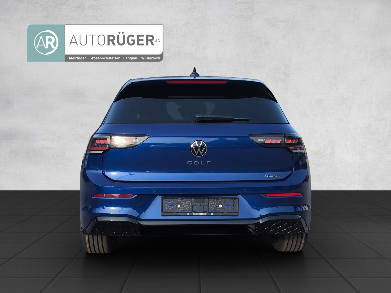 VW Golf 2.0 TSI R-Line DSG 4 Motion, Petrol, New car, Automatic - 5