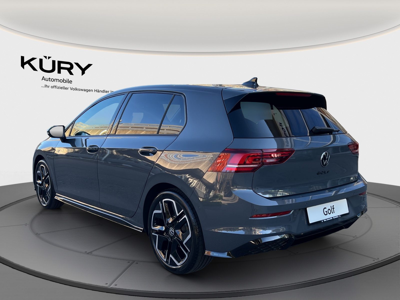 VW Golf R-Line, Petrol, New car, Automatic - 7