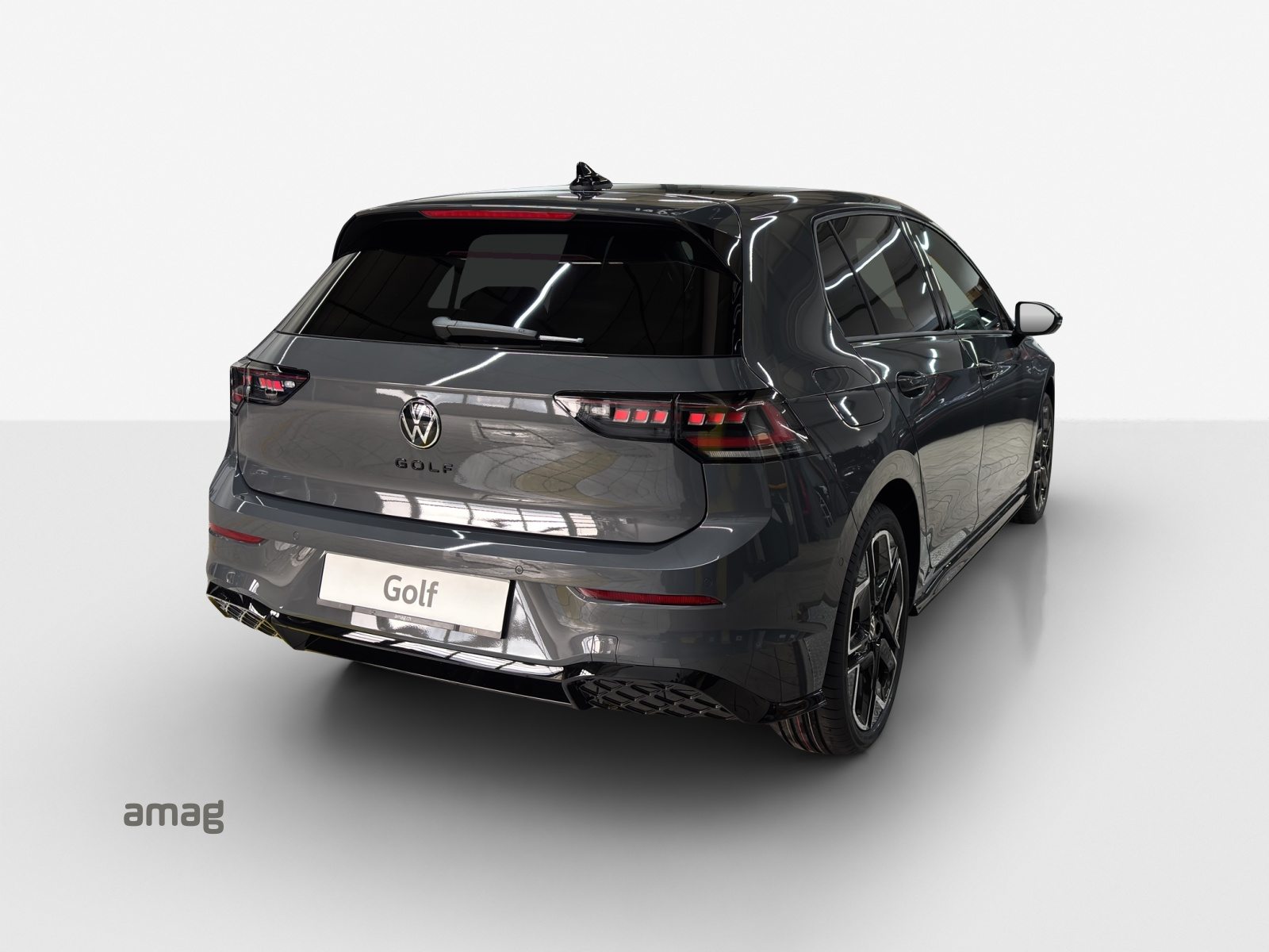 VW Golf R-Line, Petrol, New car, Automatic - 5