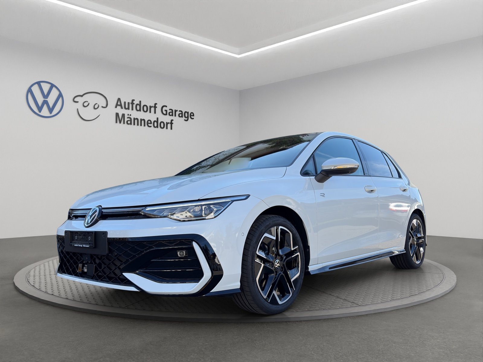VW Golf 2.0 TSI R-Line DSG 4 Motion