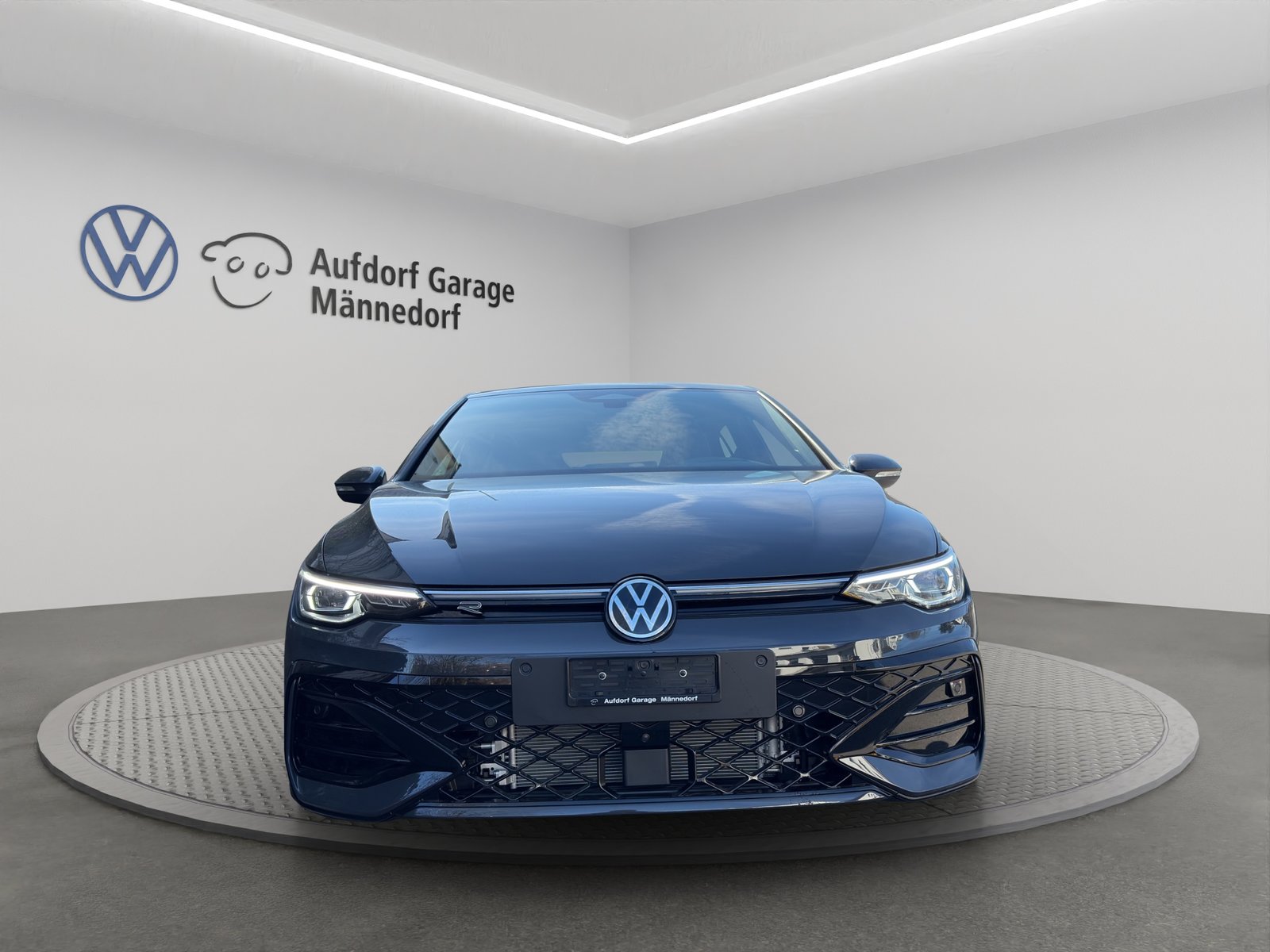 VW Golf 2.0 TSI R-Line DSG 4 Motion, Benzin, Neuwagen, Automatik - 2