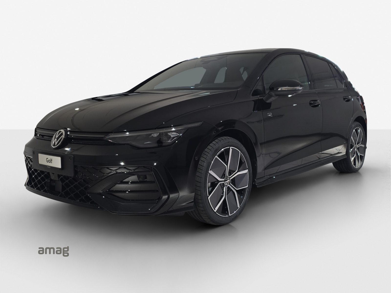 VW Golf R-Line