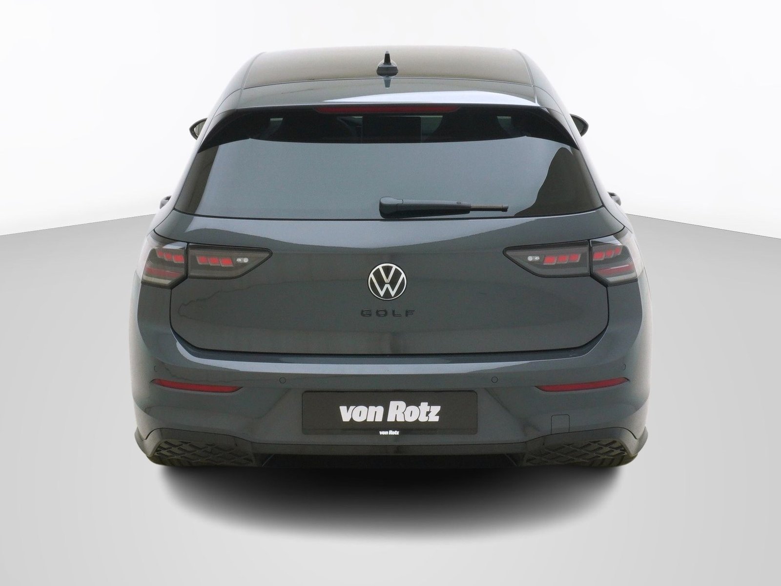 VW Golf VIII 1.5 eTSI R-Line DSG, Benzin, Neuwagen, Automatik - 3