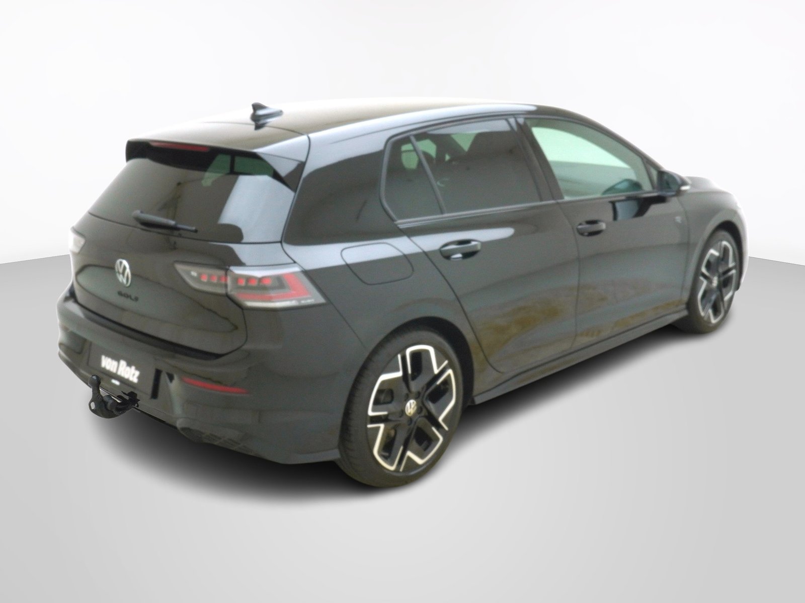 VW Golf VIII 1.5 eTSI R-Line DSG, Petrol, New car, Automatic - 5