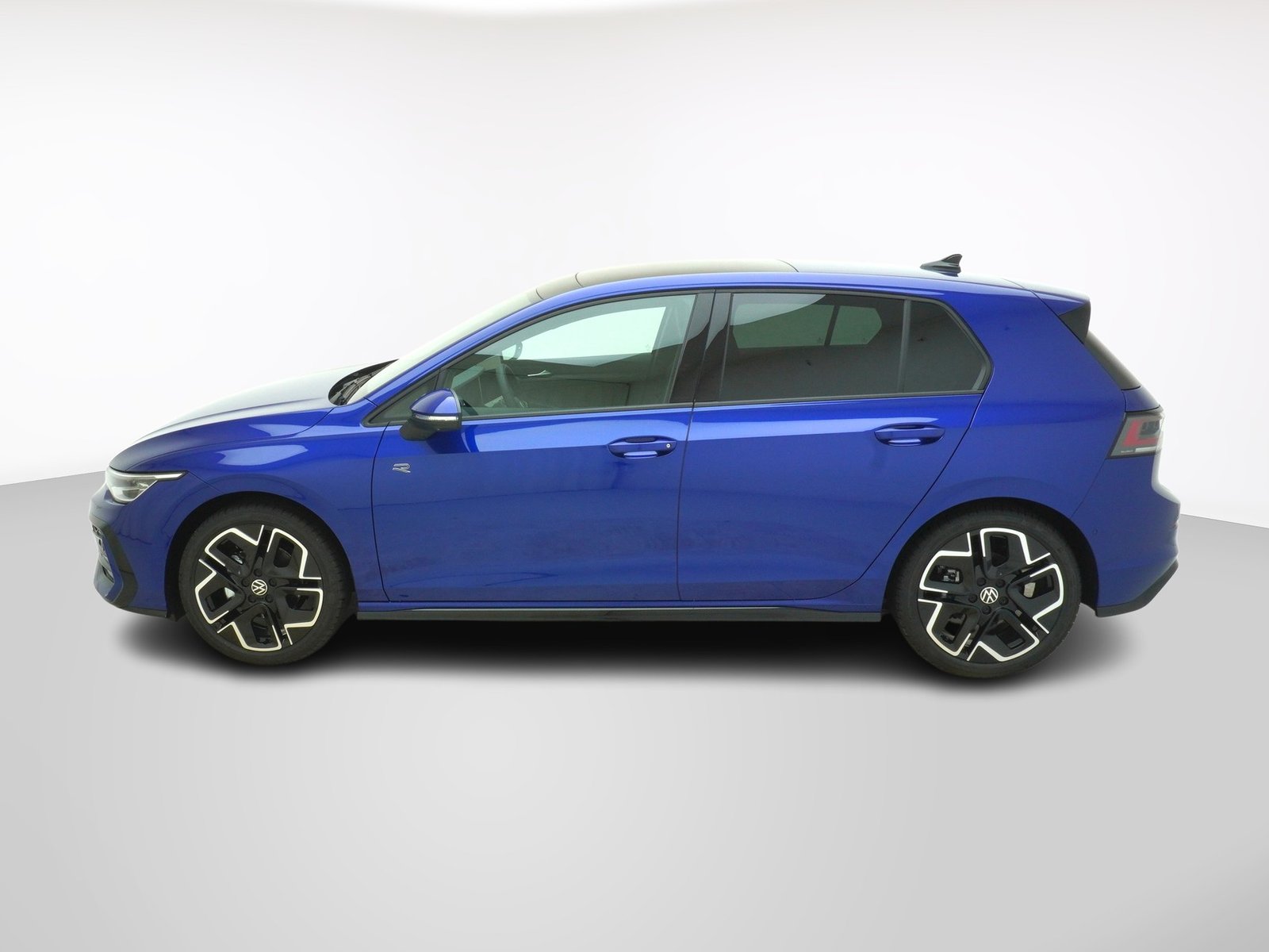 VW Golf VIII 1.5 eTSI R-Line DSG, Hybride Leggero Benzina/Elettrica, Auto nuove, Automatico - 2