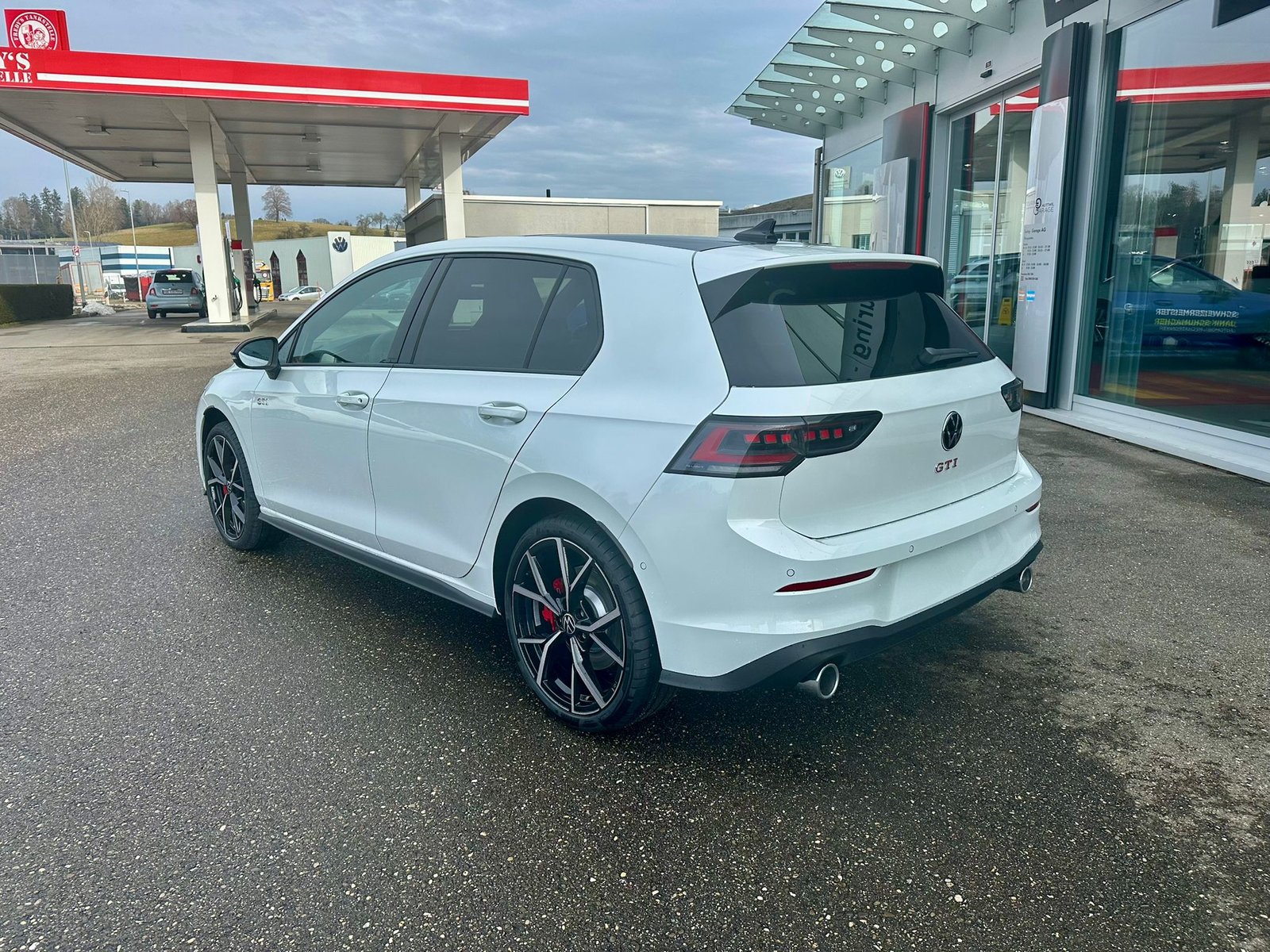 VW Golf 2.0 TSI GTI DSG, Petrol, New car, Automatic - 3