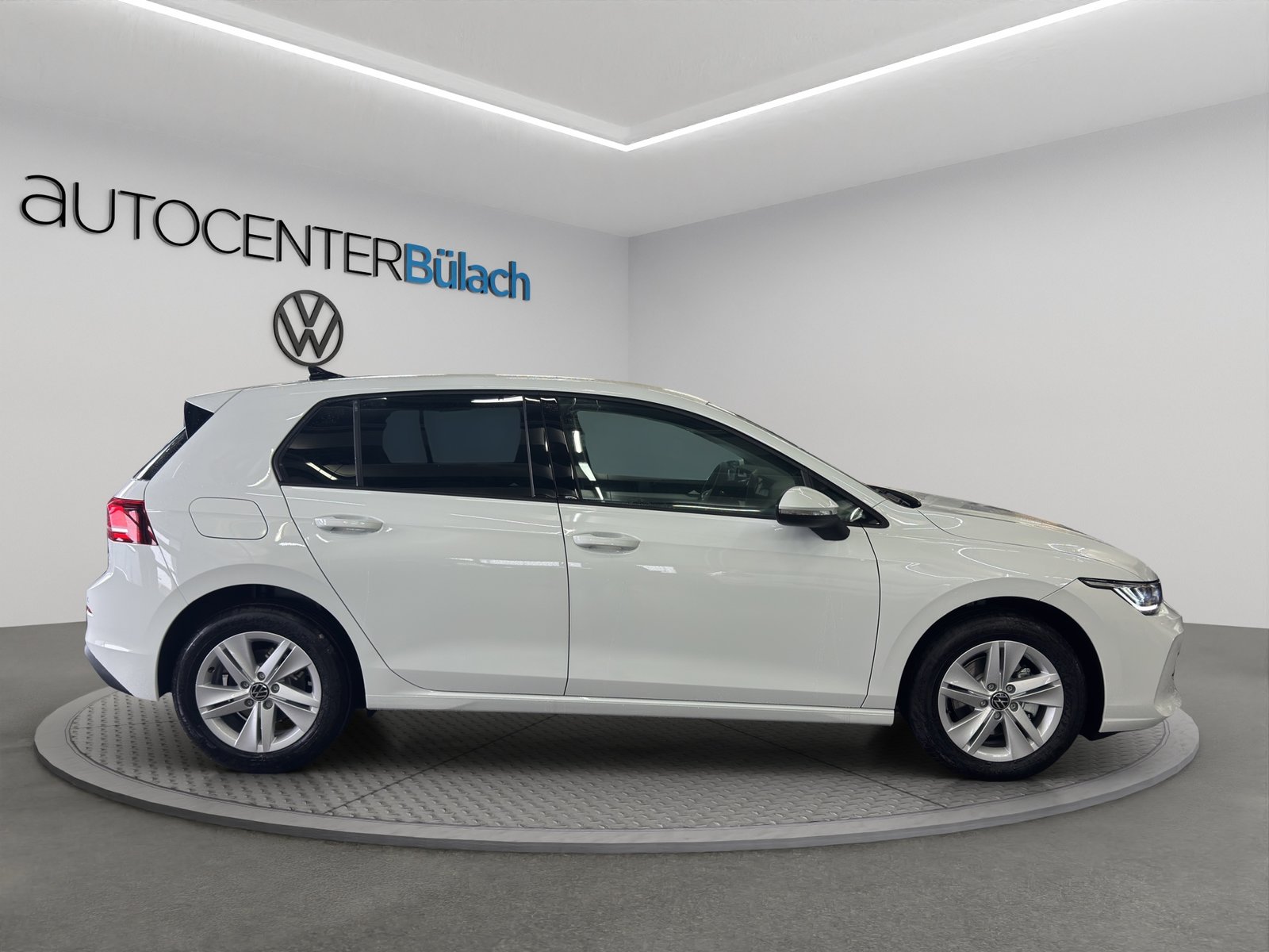 VW Golf 1.5 e TSI mHEV Value DSG, Essence, Voiture nouvelle, Automatique - 4
