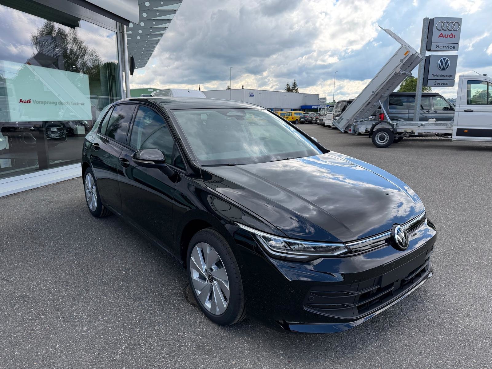 VW Golf 1.5 e TSI mHEV United DSG, Mild-Hybrid Petrol/Electric, New car, Automatic - 7