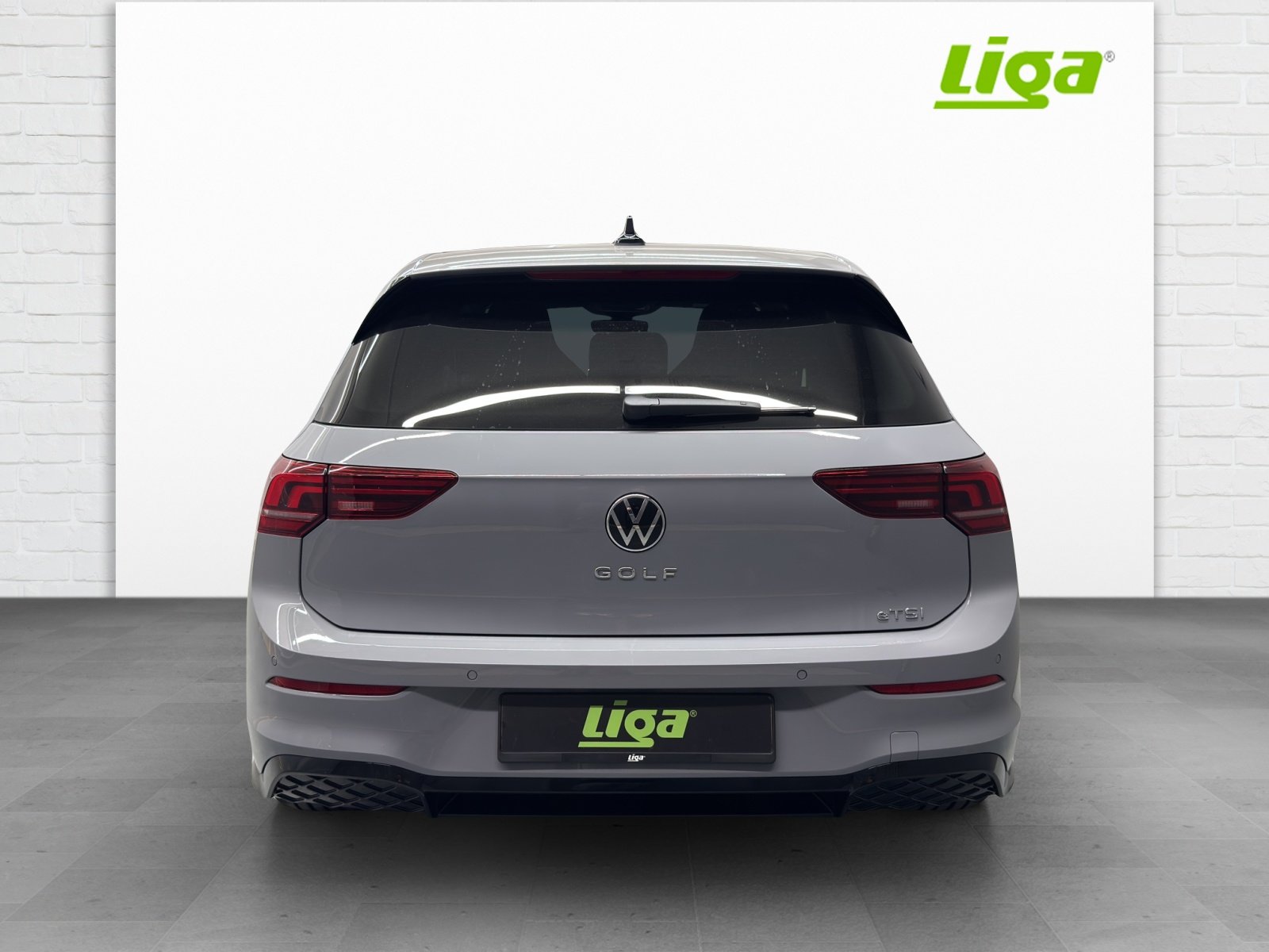 VW Golf VIII 1.5 eTSI R-Line DSG, Hybride Leggero Benzina/Elettrica, Auto nuove, Automatico - 5