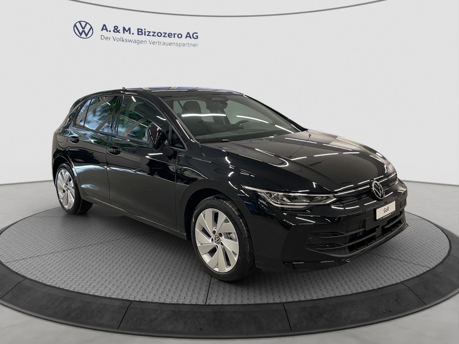 VW Golf UNITED, Benzin, Neuwagen, Automatik - 7