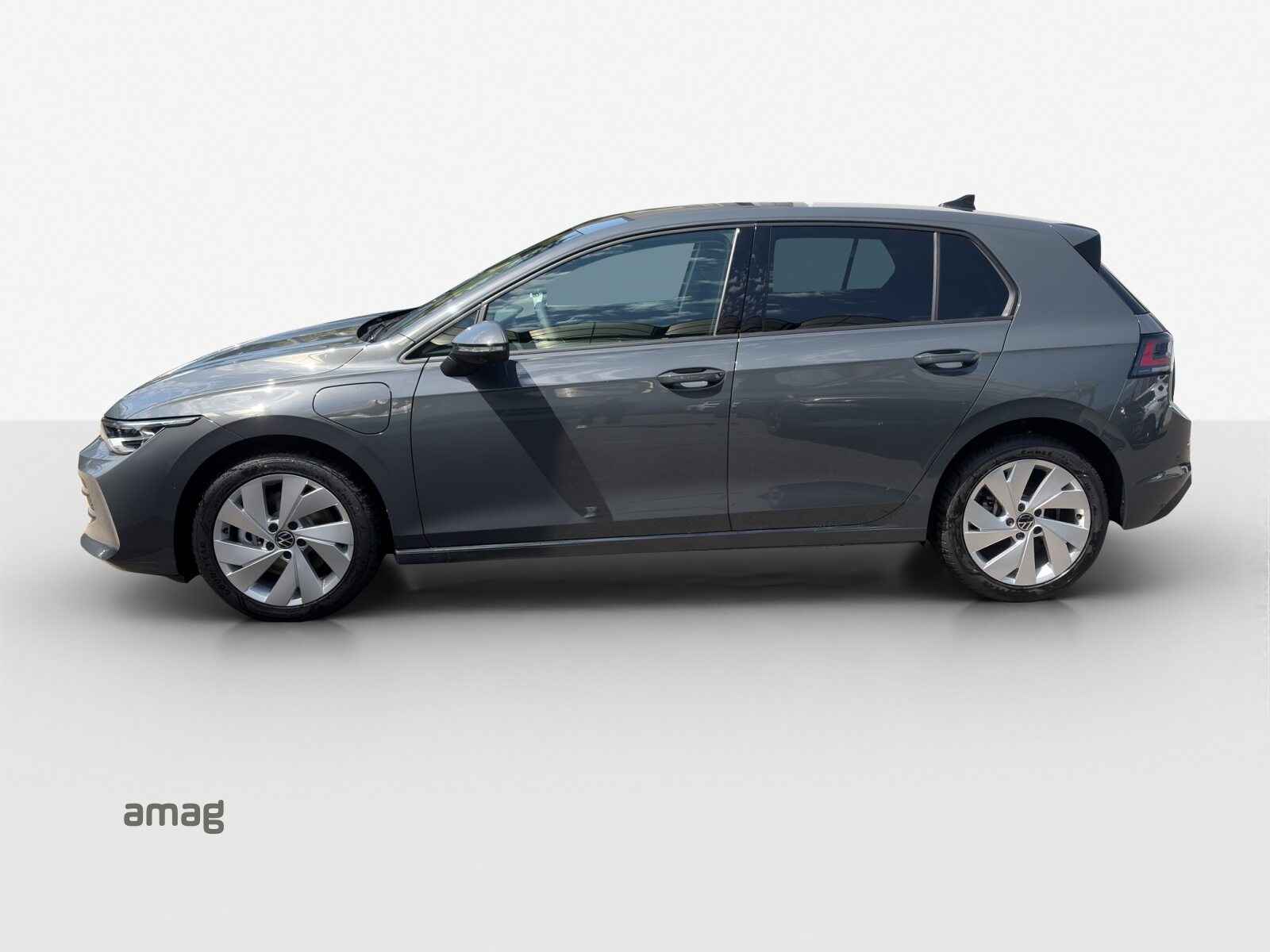 VW Golf Life PHEV, Full-Hybrid Petrol/Electric, New car, Automatic - 2