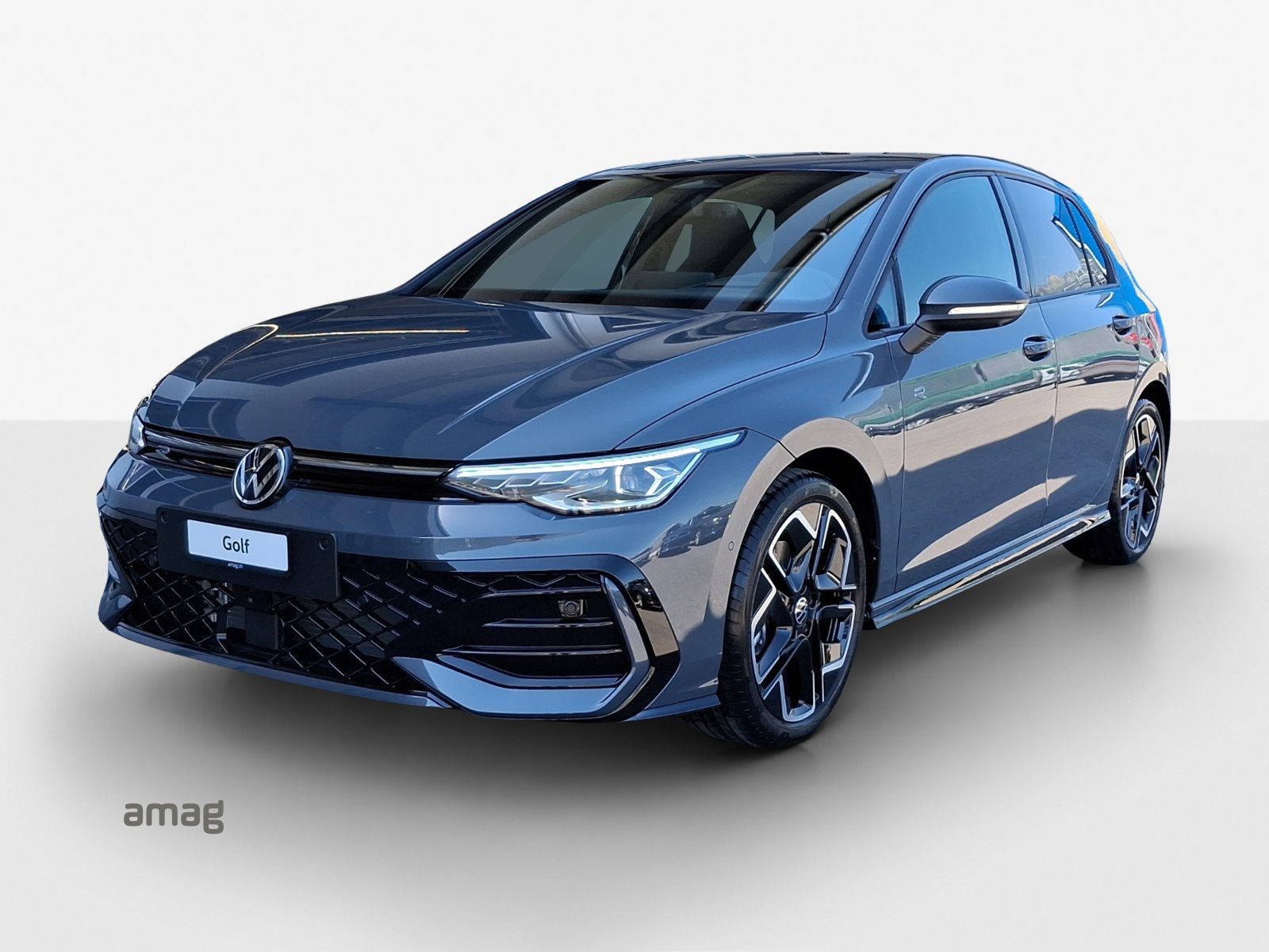 VW Golf R-Line