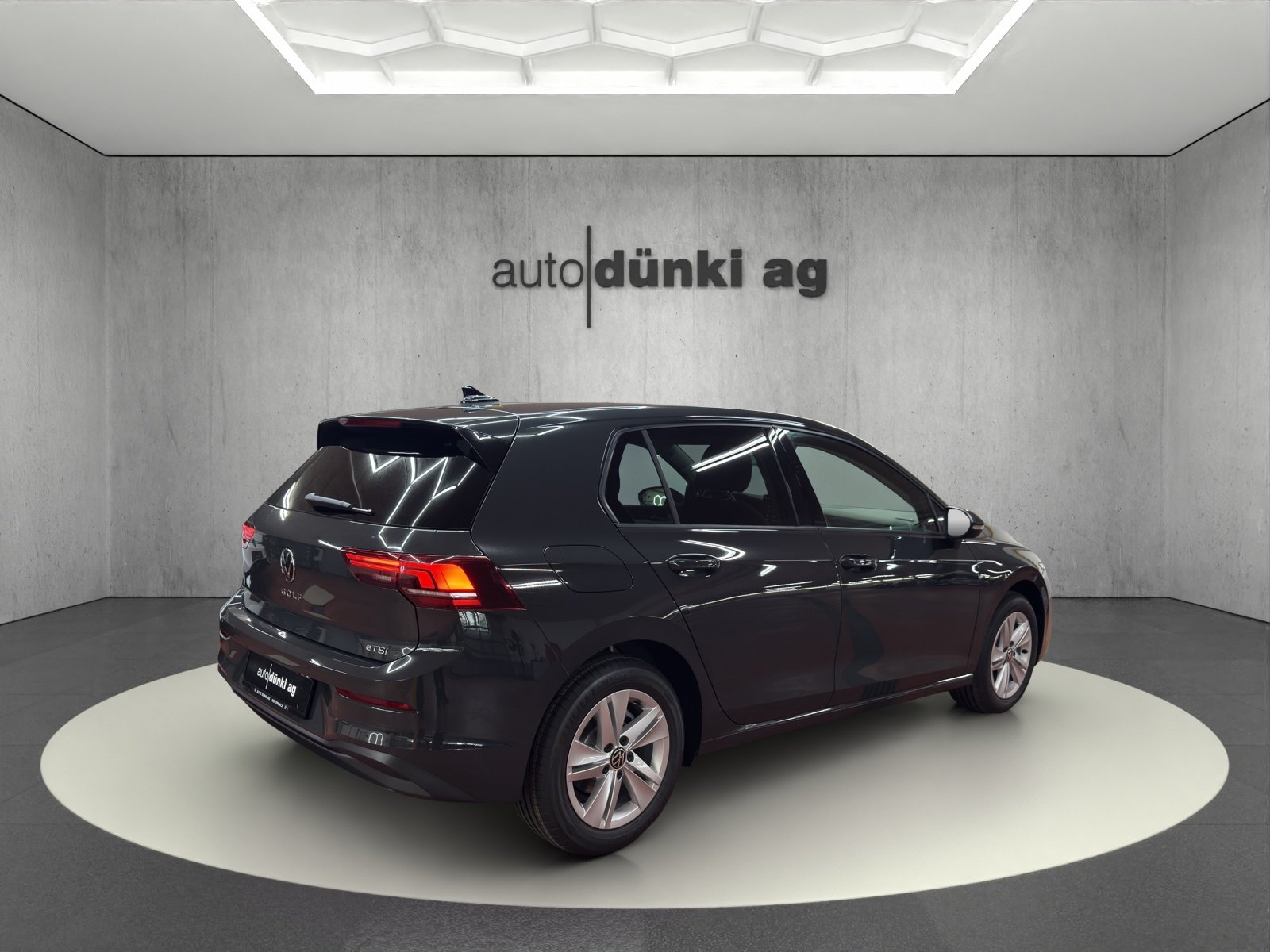 VW Golf 1.5 e TSI mHEV Value DSG, Mild-Hybrid Benzin/Elektro, Neuwagen, Automatik - 4