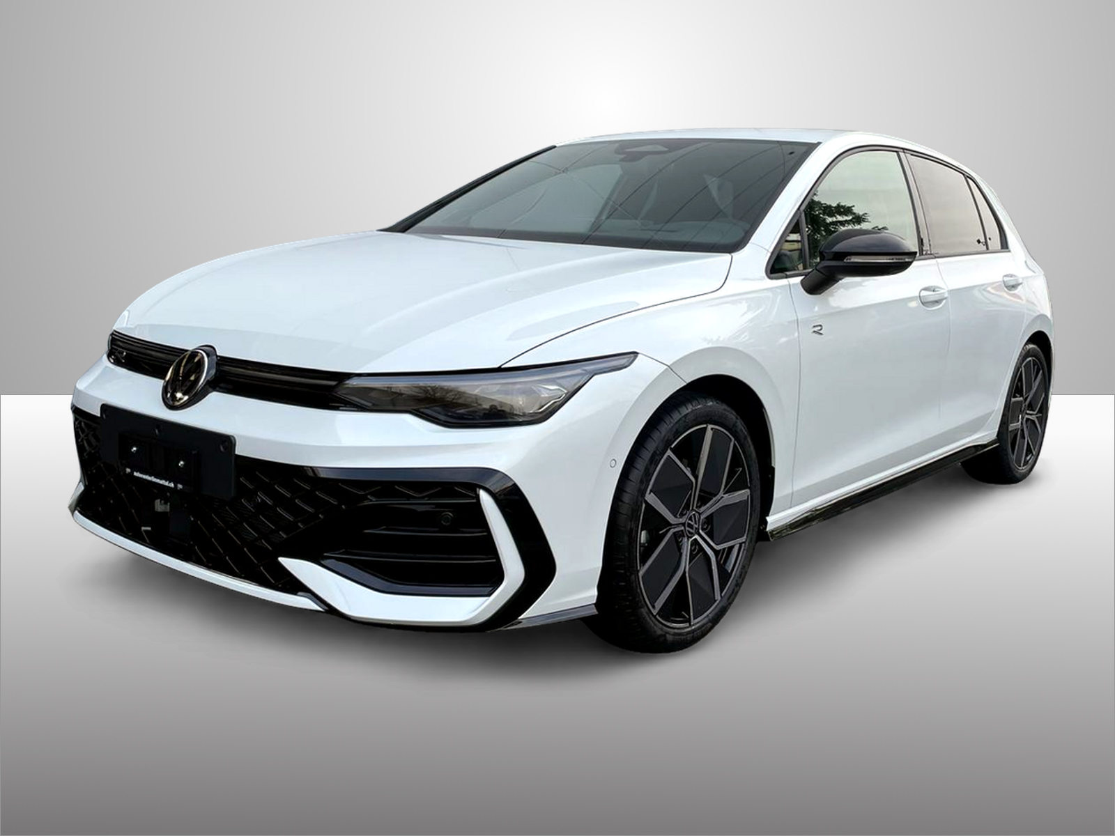 VW Golf R-Line