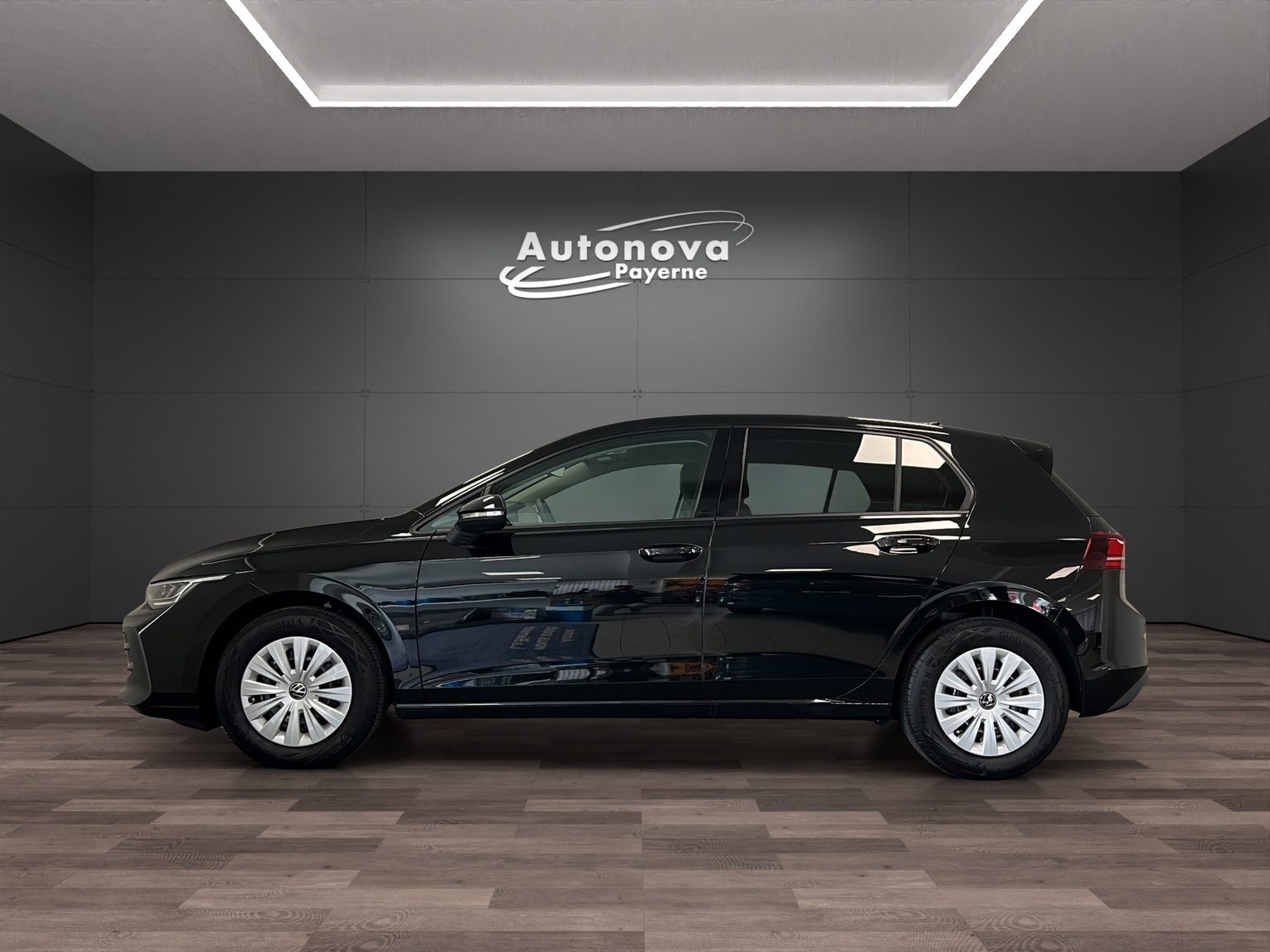 VW Golf Basis, Petrol, New car, Automatic - 3