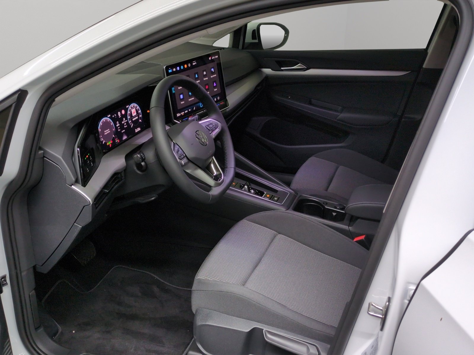 VW Golf 1.5 e TSI mHEV Value DSG, Essence, Voiture nouvelle, Automatique - 6