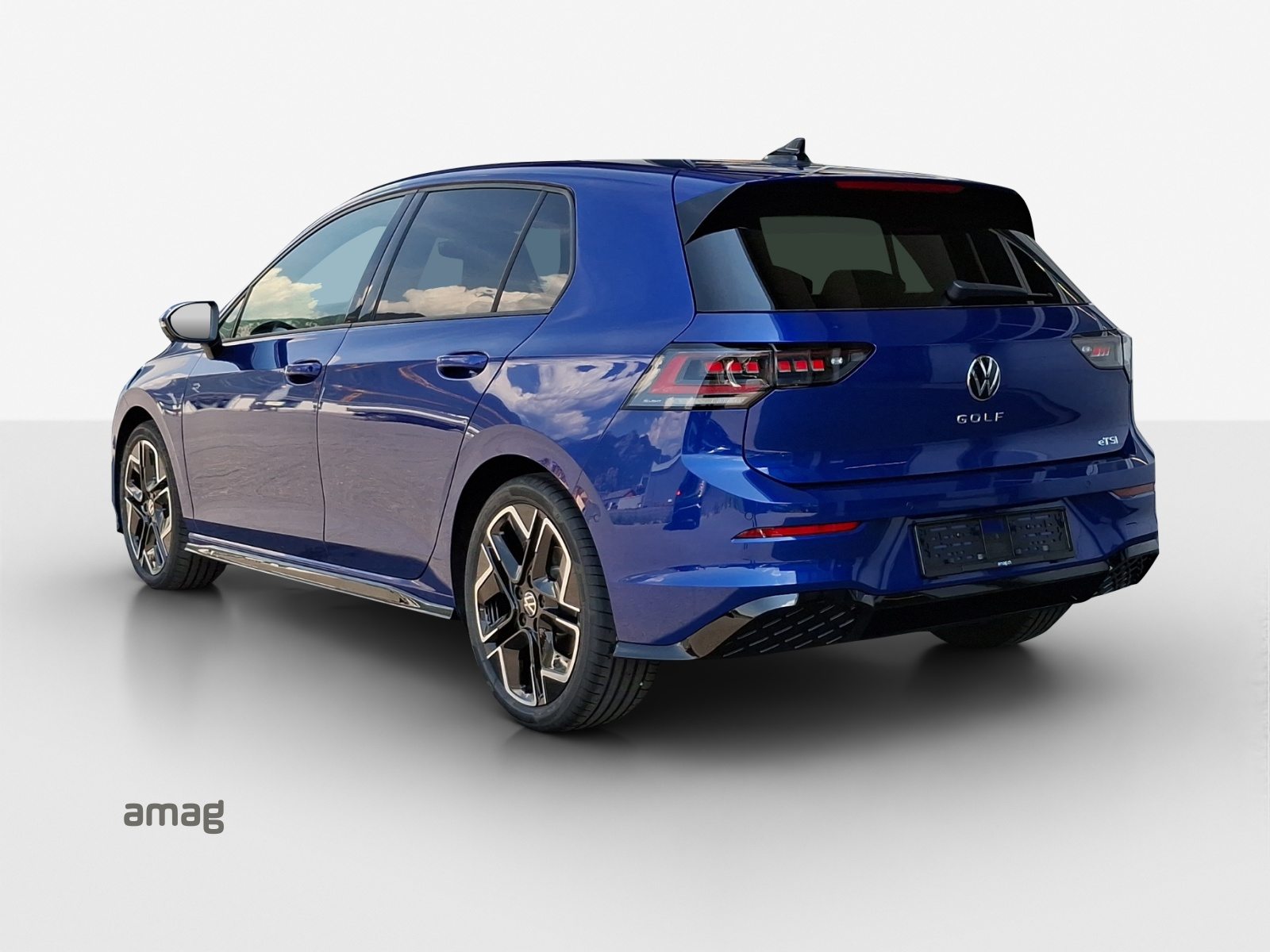 VW Golf R-Line, Petrol, New car, Automatic - 3