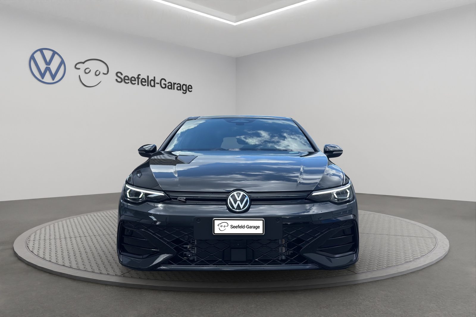 VW Golf R-Line, Benzin, Neuwagen, Automatik - 2
