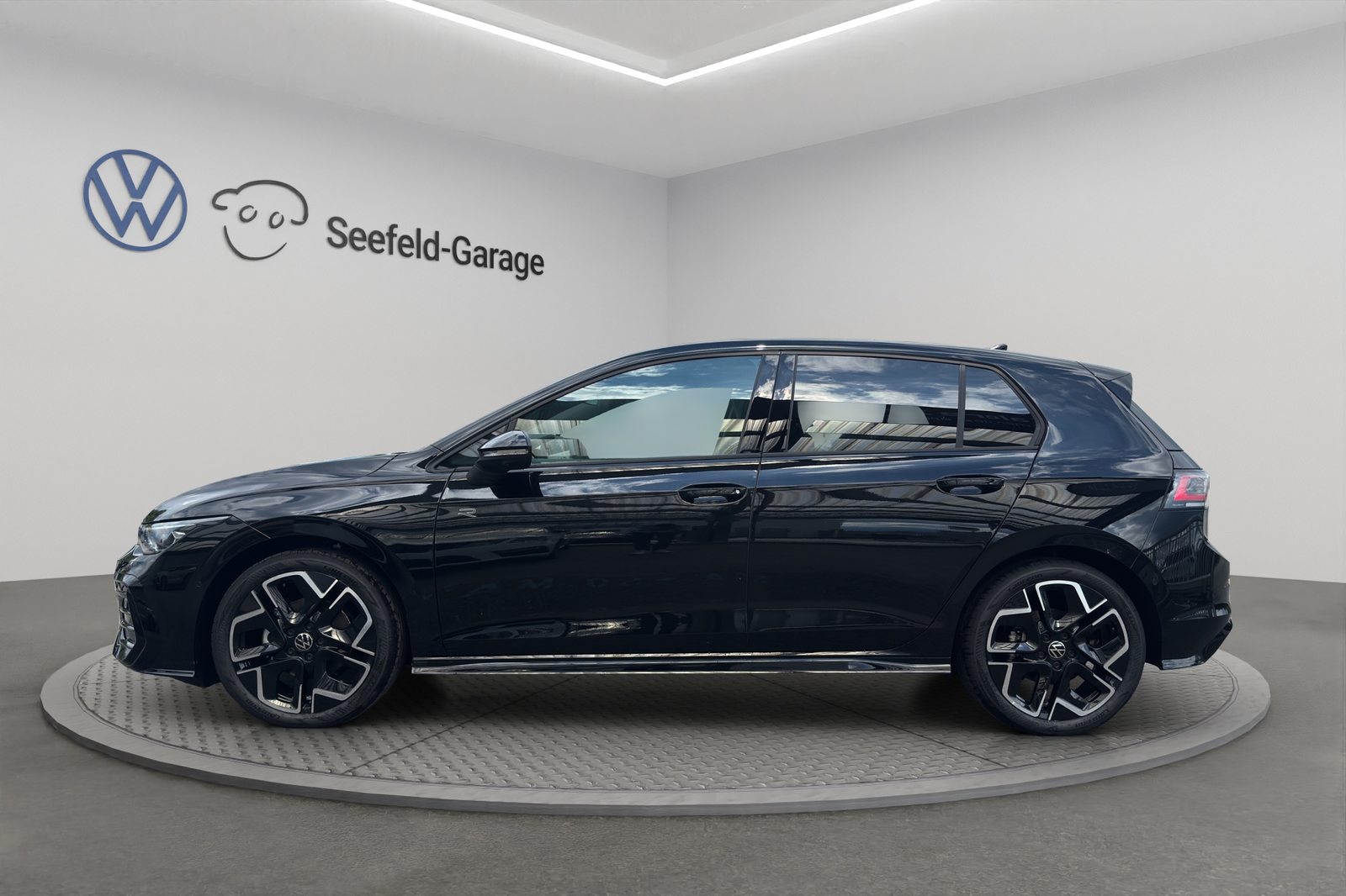 VW Golf R-Line, Benzin, Neuwagen, Automatik - 3