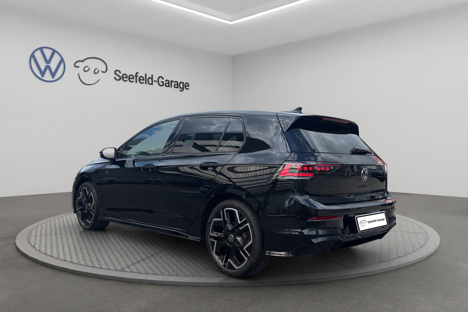VW Golf R-Line, Benzin, Neuwagen, Automatik - 4