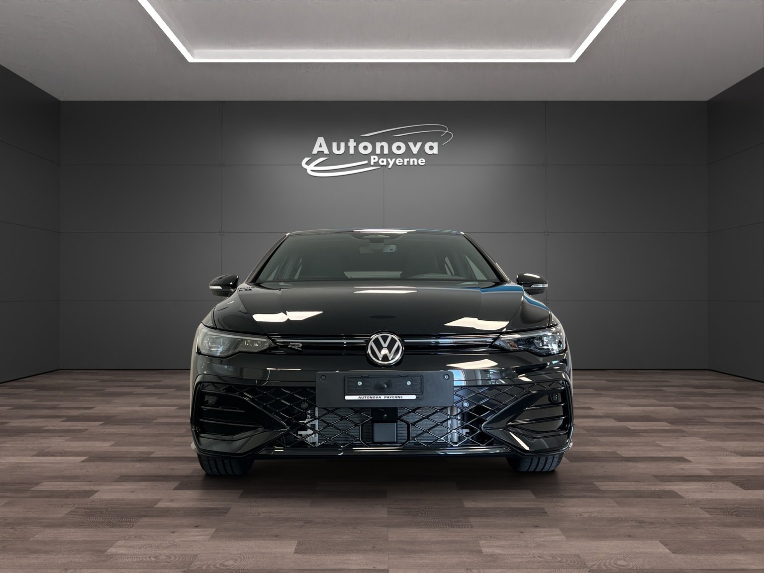 VW Golf 1.5 e TSI mHEV R-Line DSG, Mild-Hybrid Benzin/Elektro, Neuwagen, Automatik - 2
